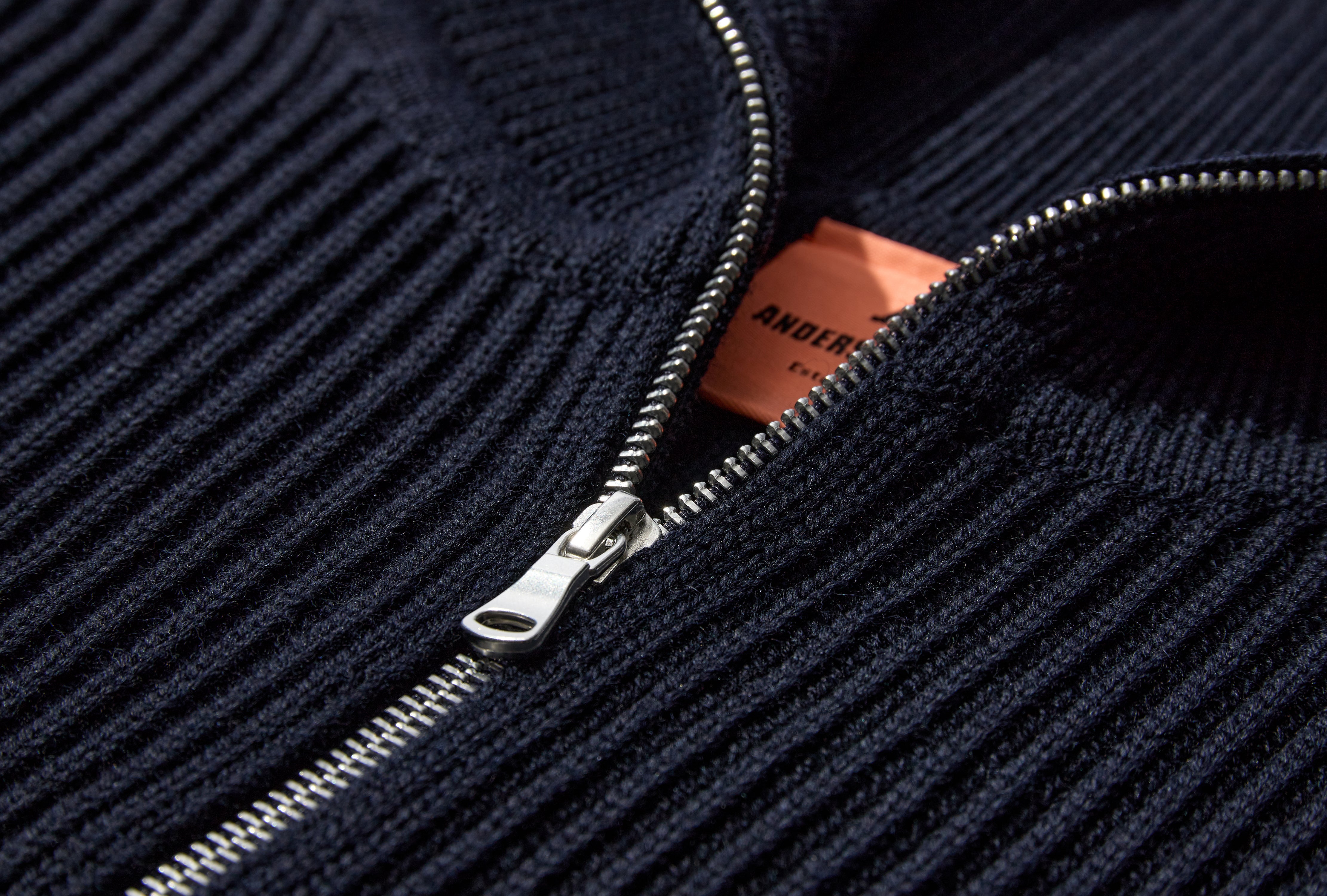 NAVY FULL-ZIP POCKETS - G5 / SIGNATURE YARN Navy