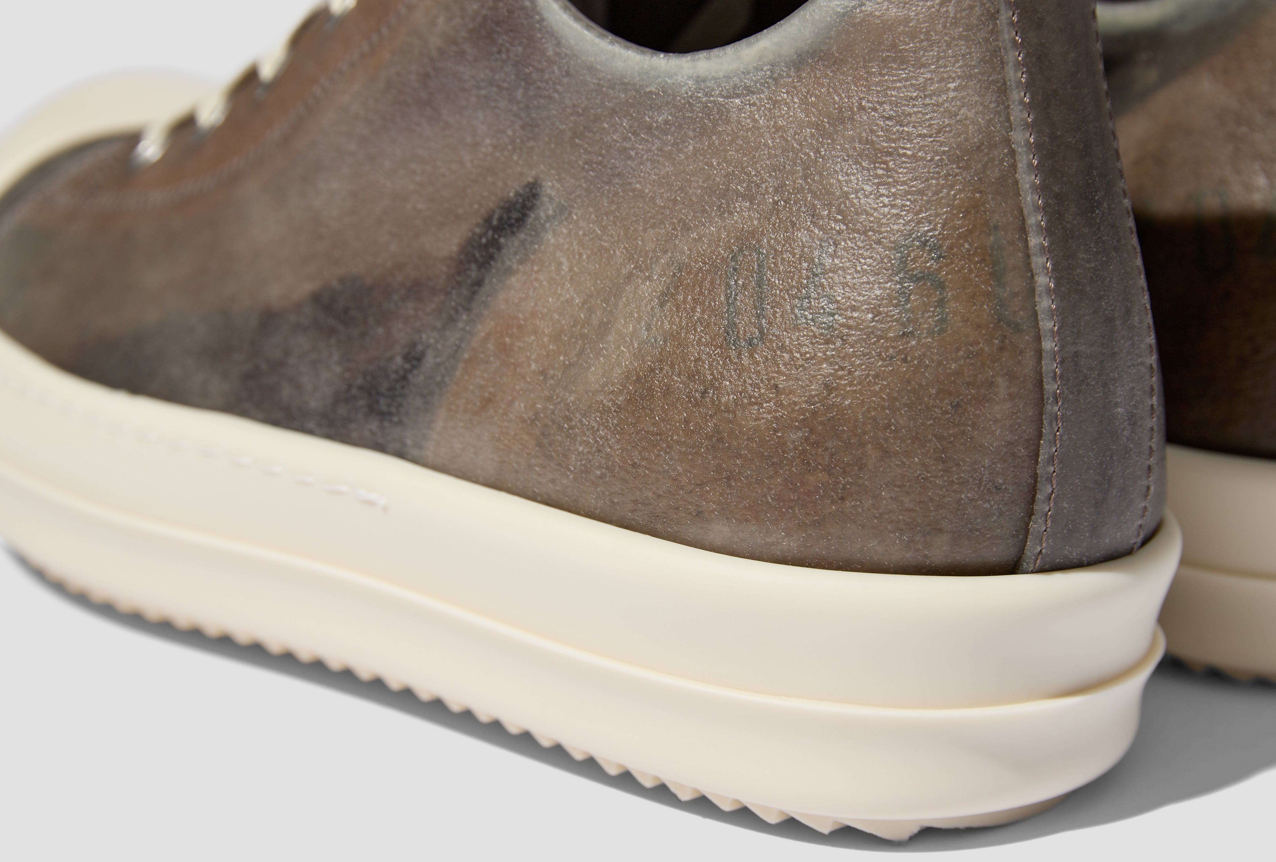 LOW SNEAKS - TRANSPARENT COW LEATHER / DUST/MILK/MILK RR01E5891 LCT