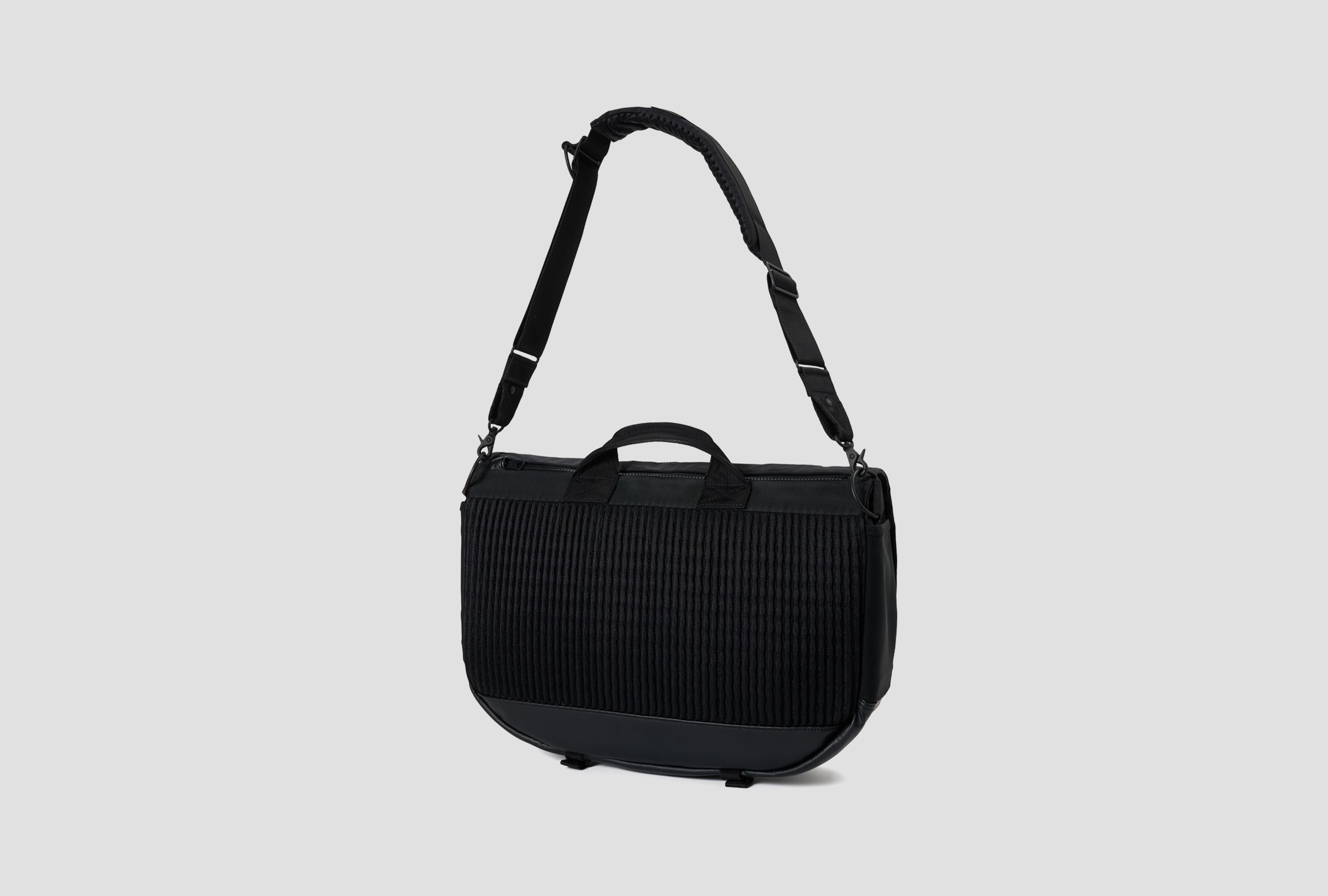 MONOCHROME - MESSENGER BAG 755-19846 Black