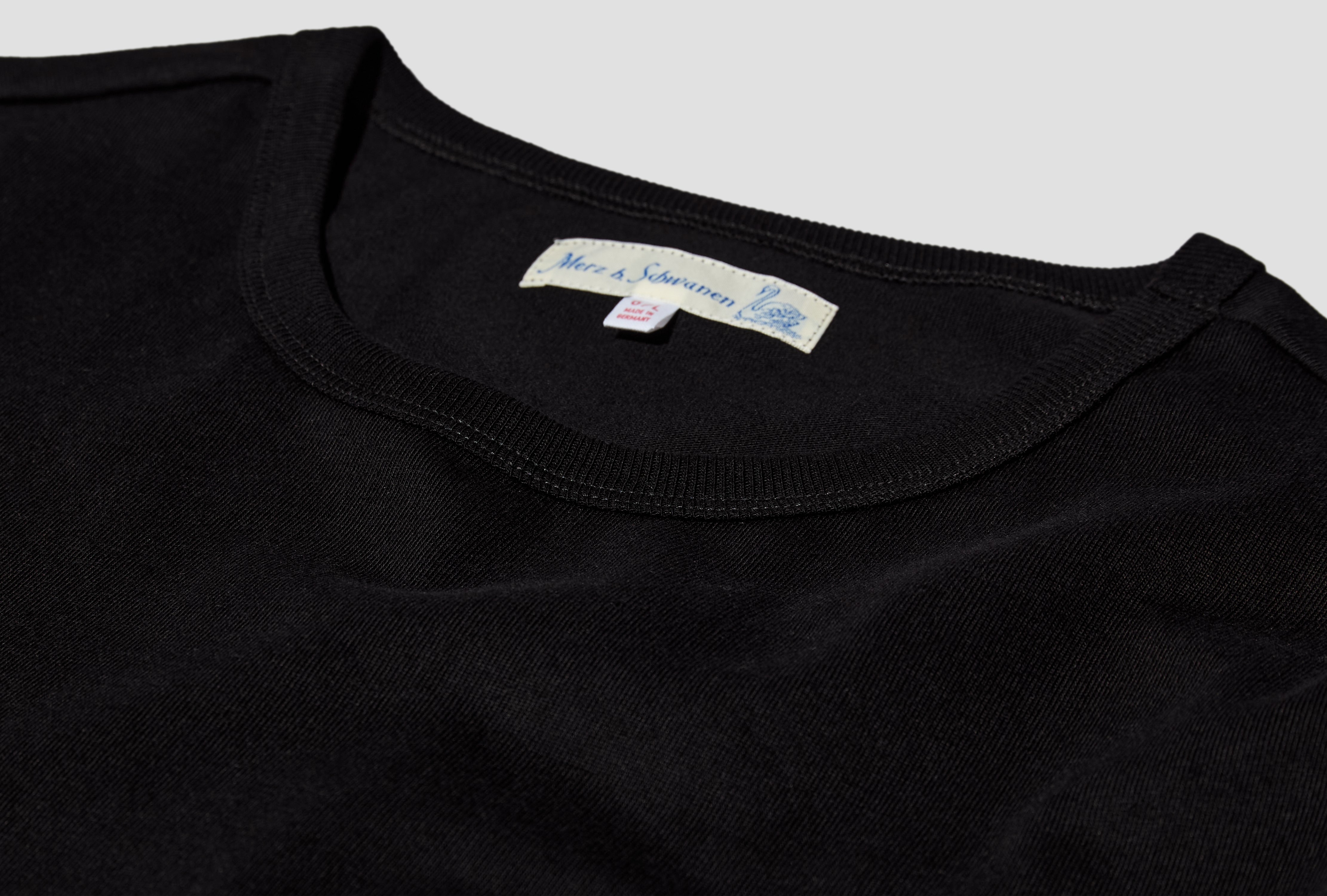 2M15 VINTAGE MACHINE REFINED T-SHIRT - 6,8OZ/SQ.YD. / CLASSIC FIT Black