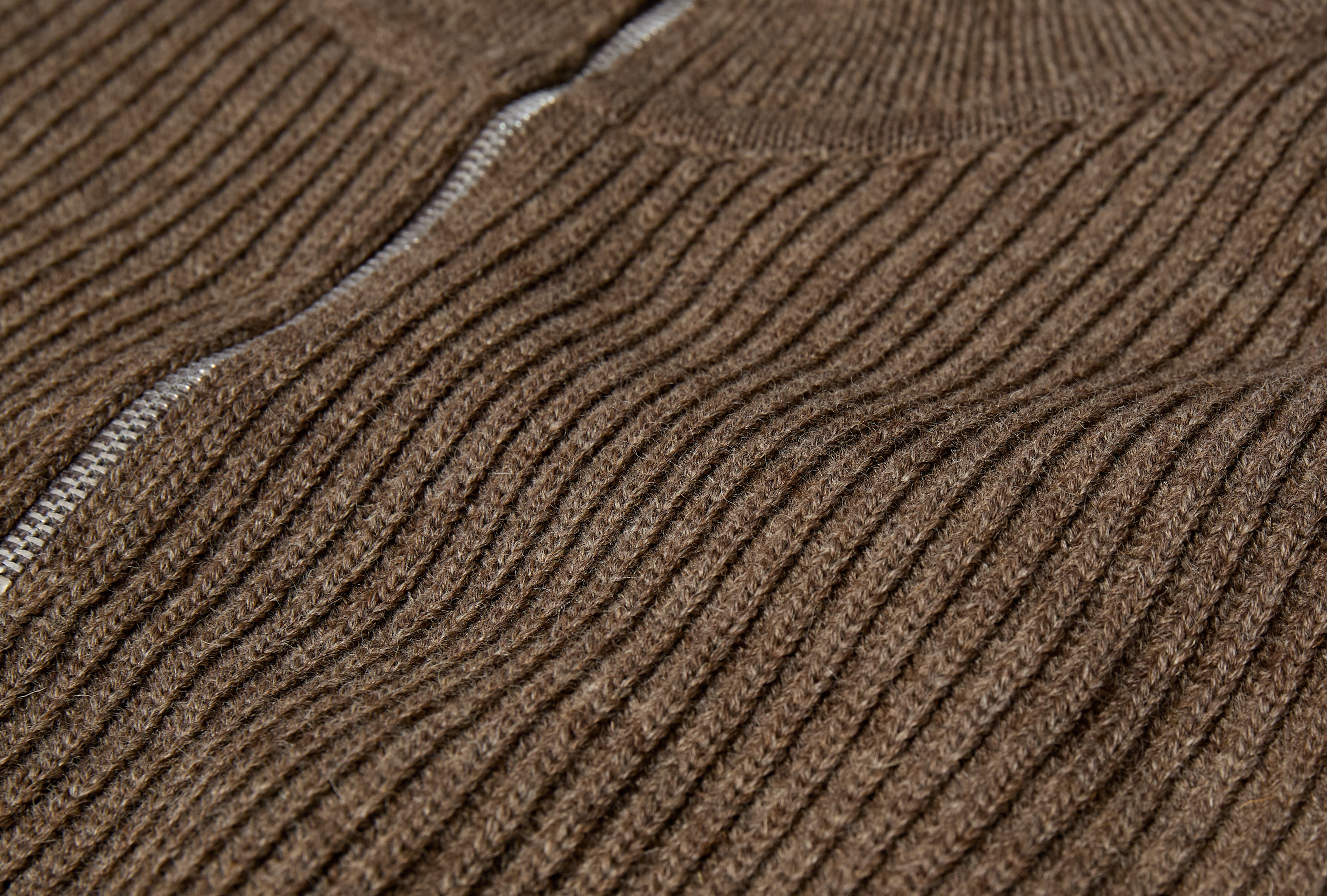 NAVY HALF-ZIP - G5 / UNDYED YARN Light brown