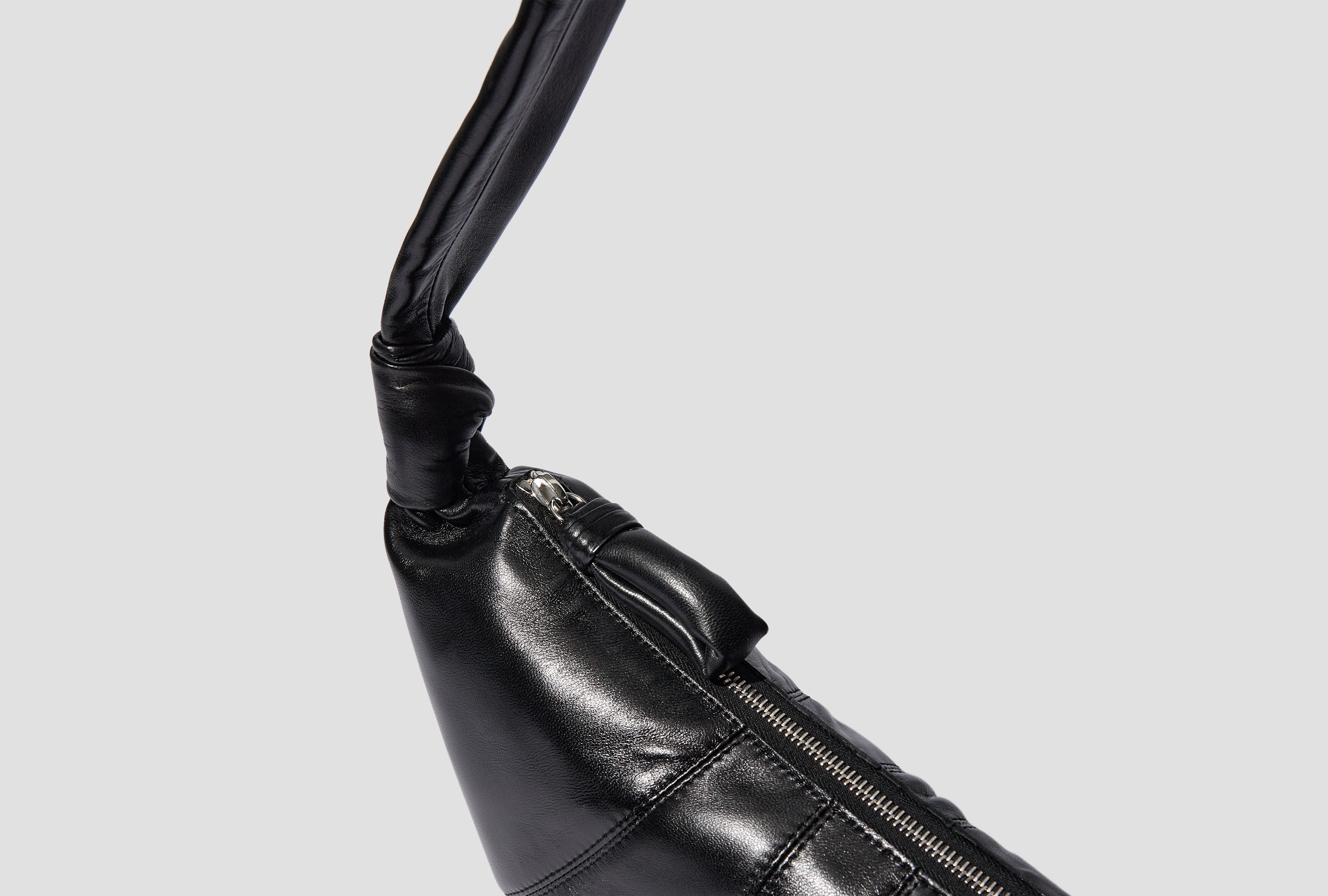 MEDIUM CROISSANT BAG - SOFT NAPPA LEATHER BG0001 LL095 Black