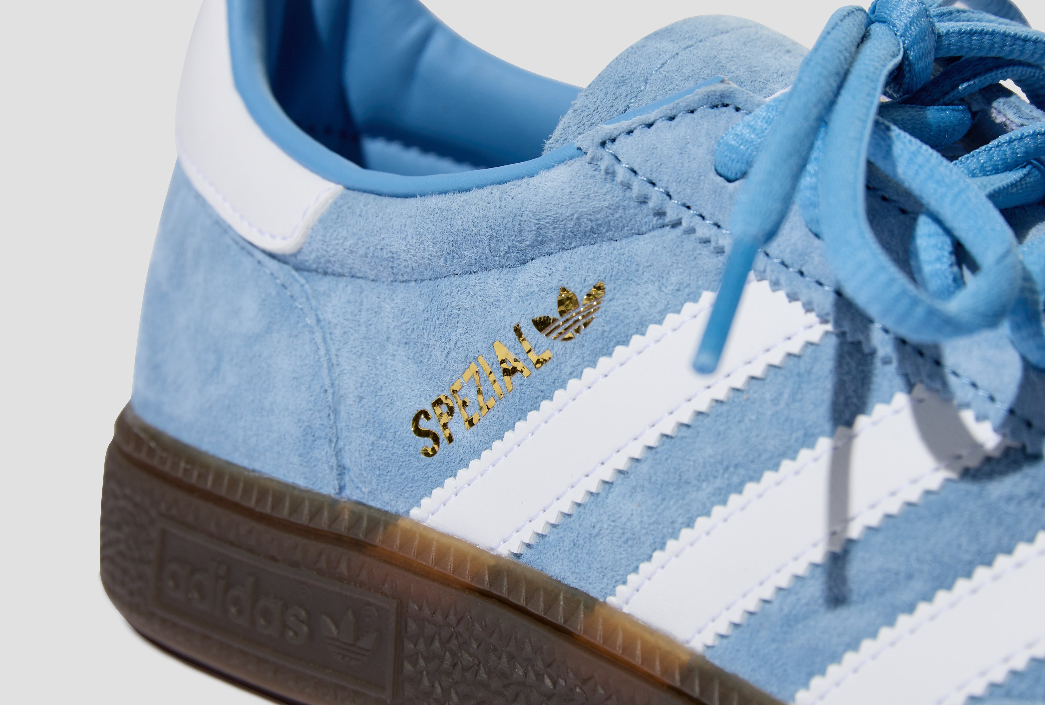 ADIDAS ORIGINALS HANDBALL SPEZIAL SNEAKERS - LTBLUE/FTWWHT/GUM5