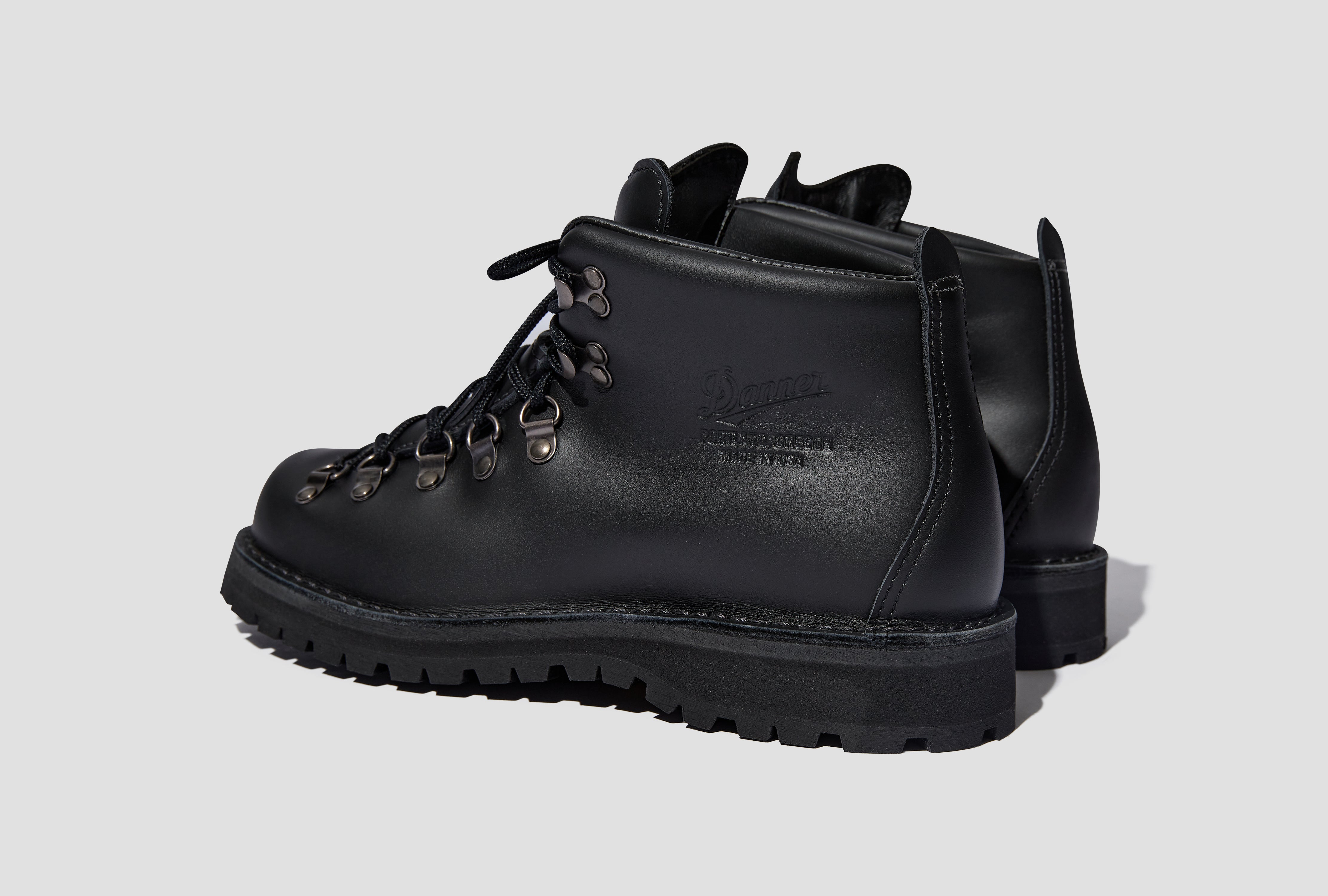 Danner mountain light sale ii black