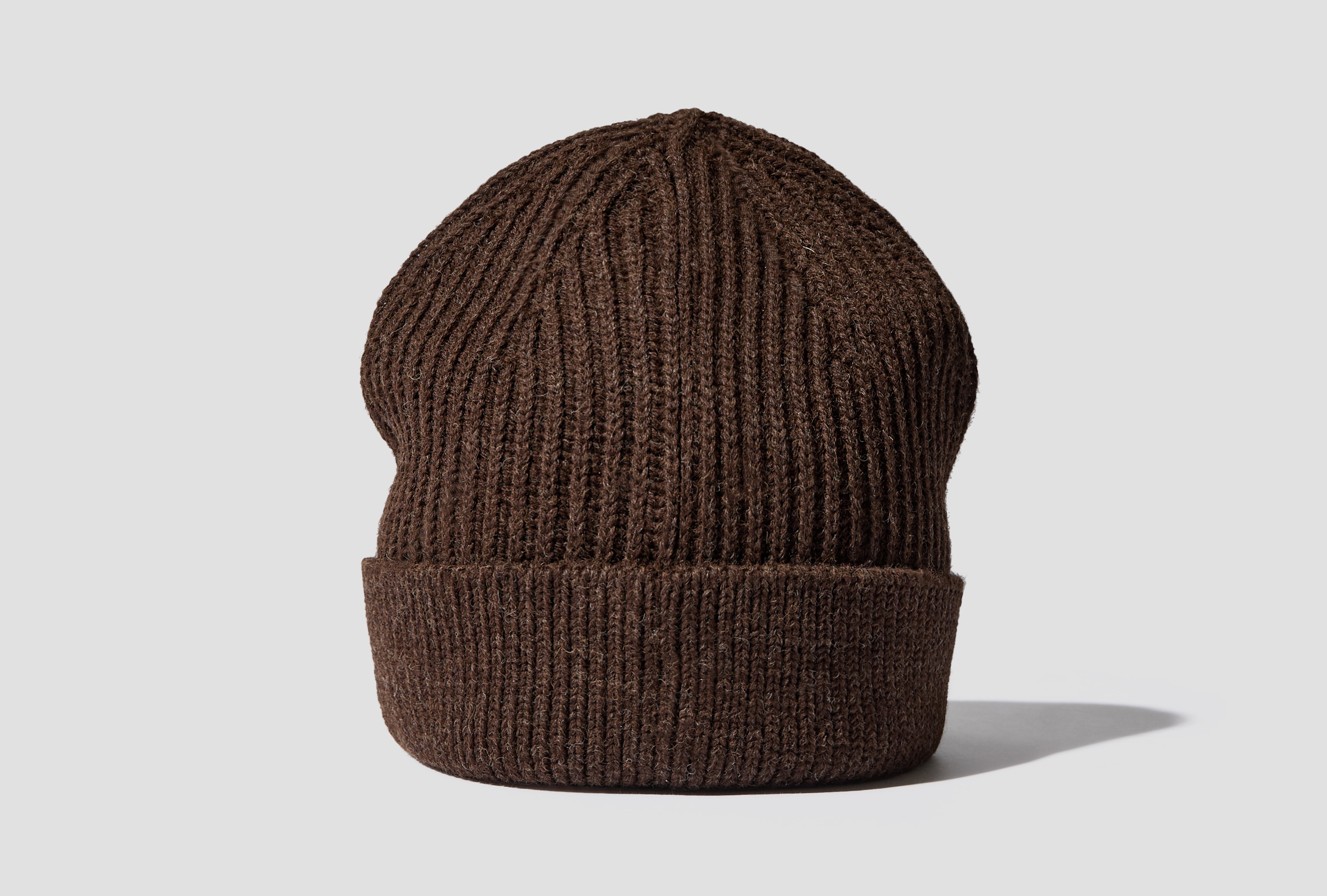 BEANIE MEDIUM - 5 GAUGE / UNDYED YARN Brown