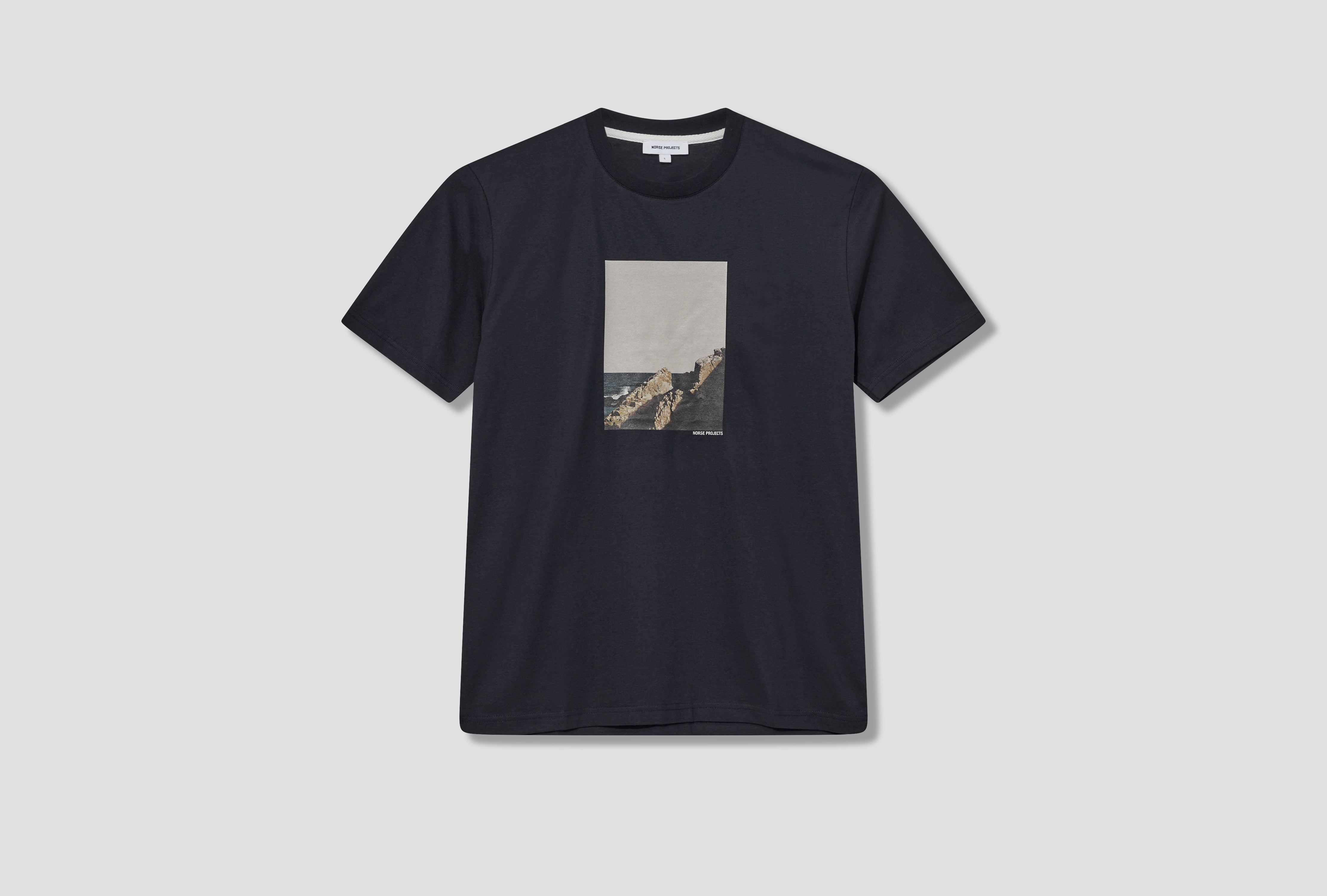 T-shirts | Shop Online at HARRESØ
