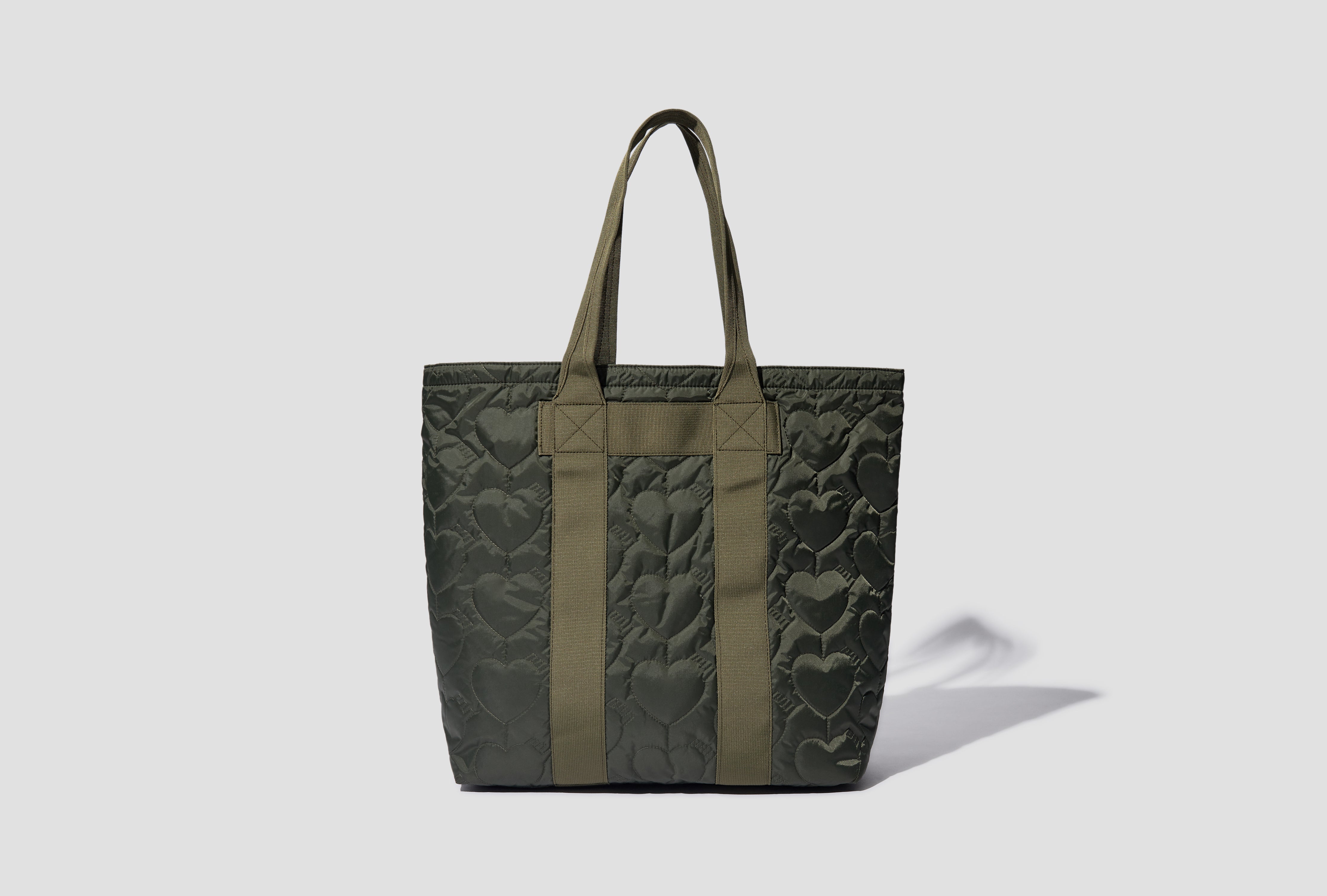 HUMAN MADE HEART QUILTING TOTE HM26GD027 Olive – HARRESØ