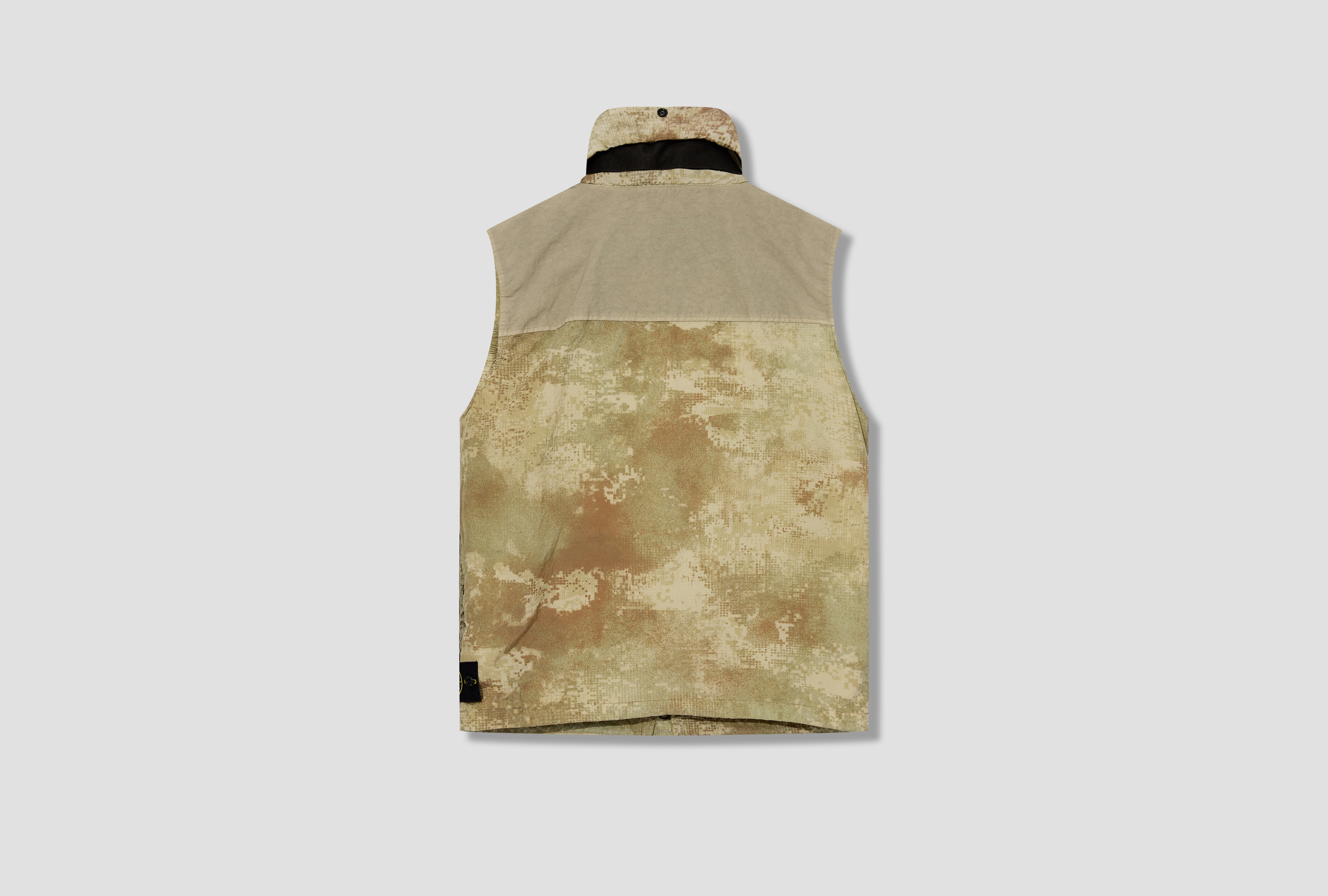 DISSOLVING GRID CAMO ON ECONYL® REGENERATED NYLON GARMENT DYED 8015G06E1 Beige