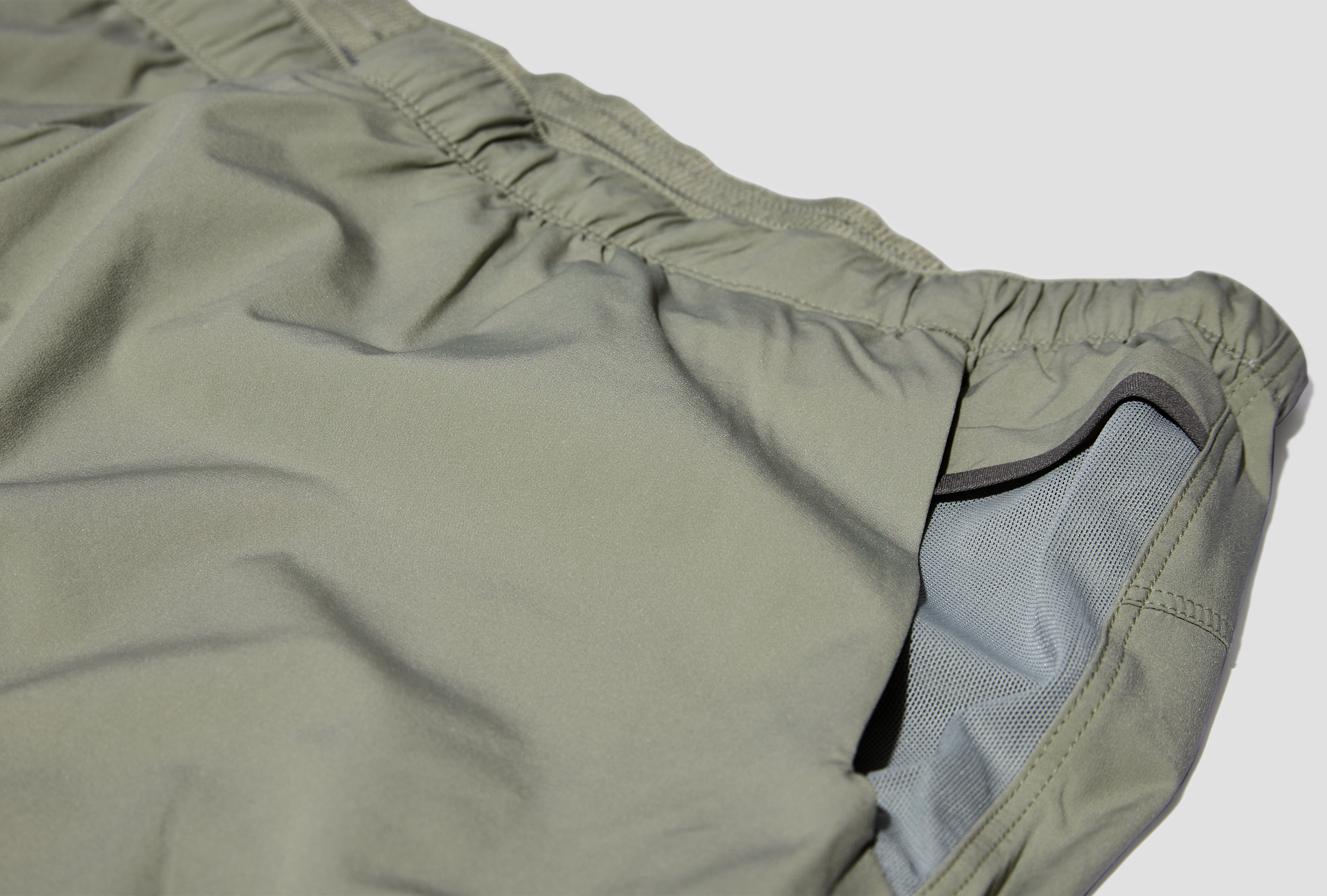 INCENDO SHORT 9" MEN'S X000007791 Green