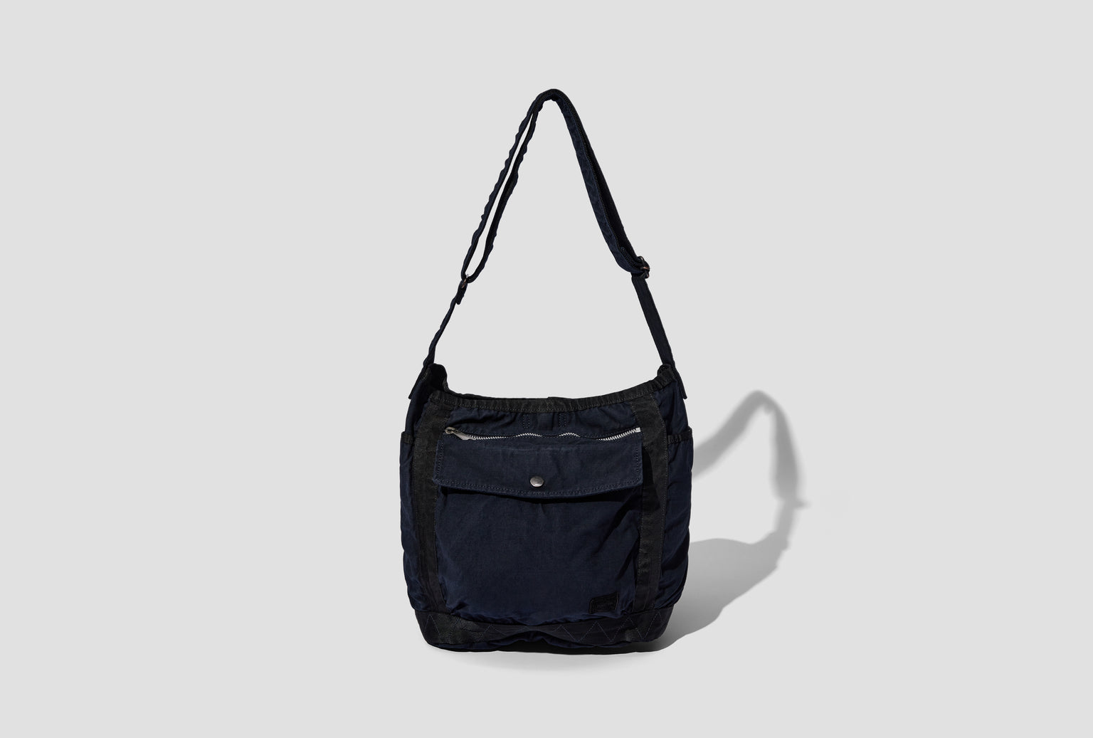 CRAG - SHOULDER BAG (L) 540-19644 Navy