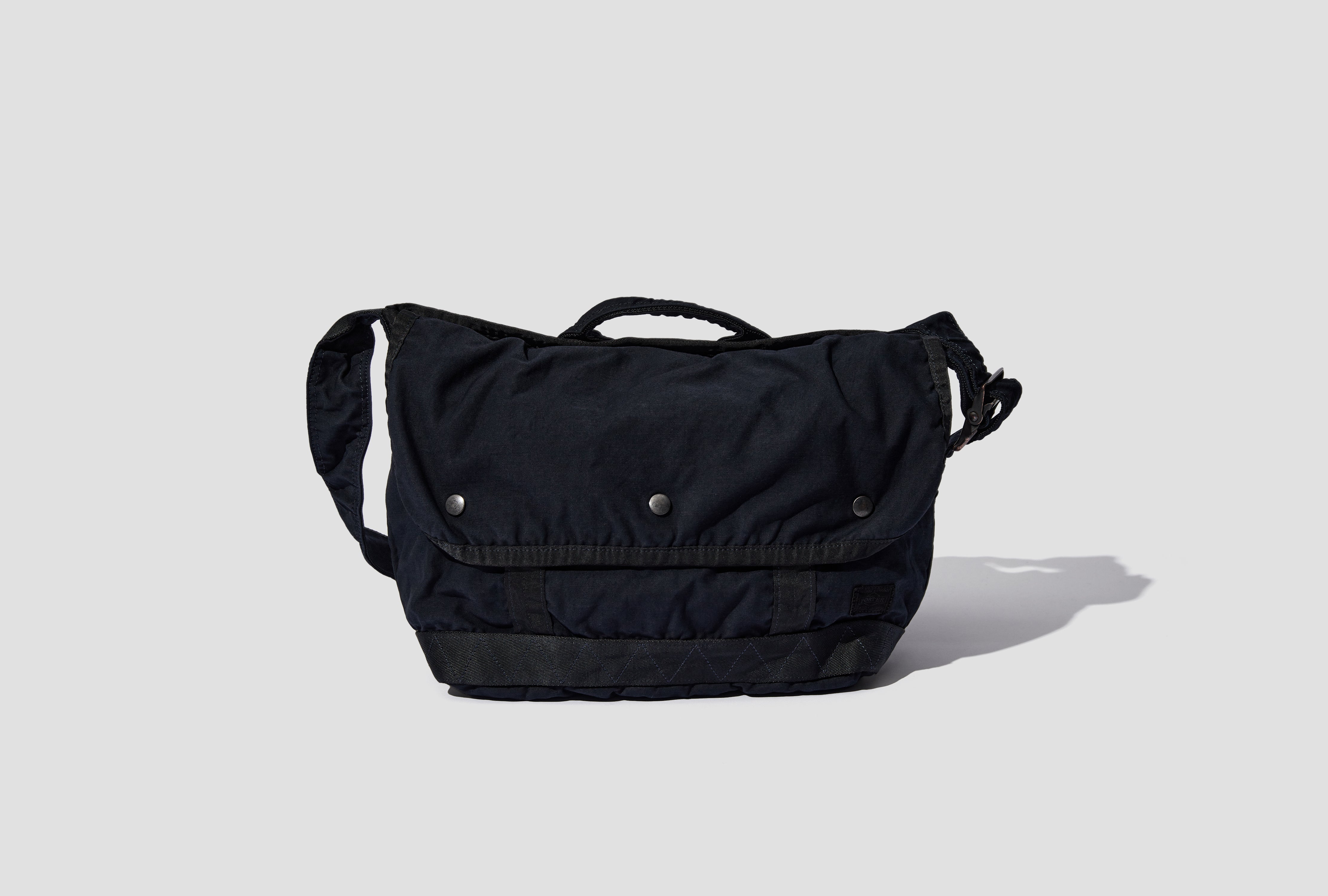 PORTER - YOSHIDA & CO. CRAG - MESSENGER BAG (M) 540-19708 Navy