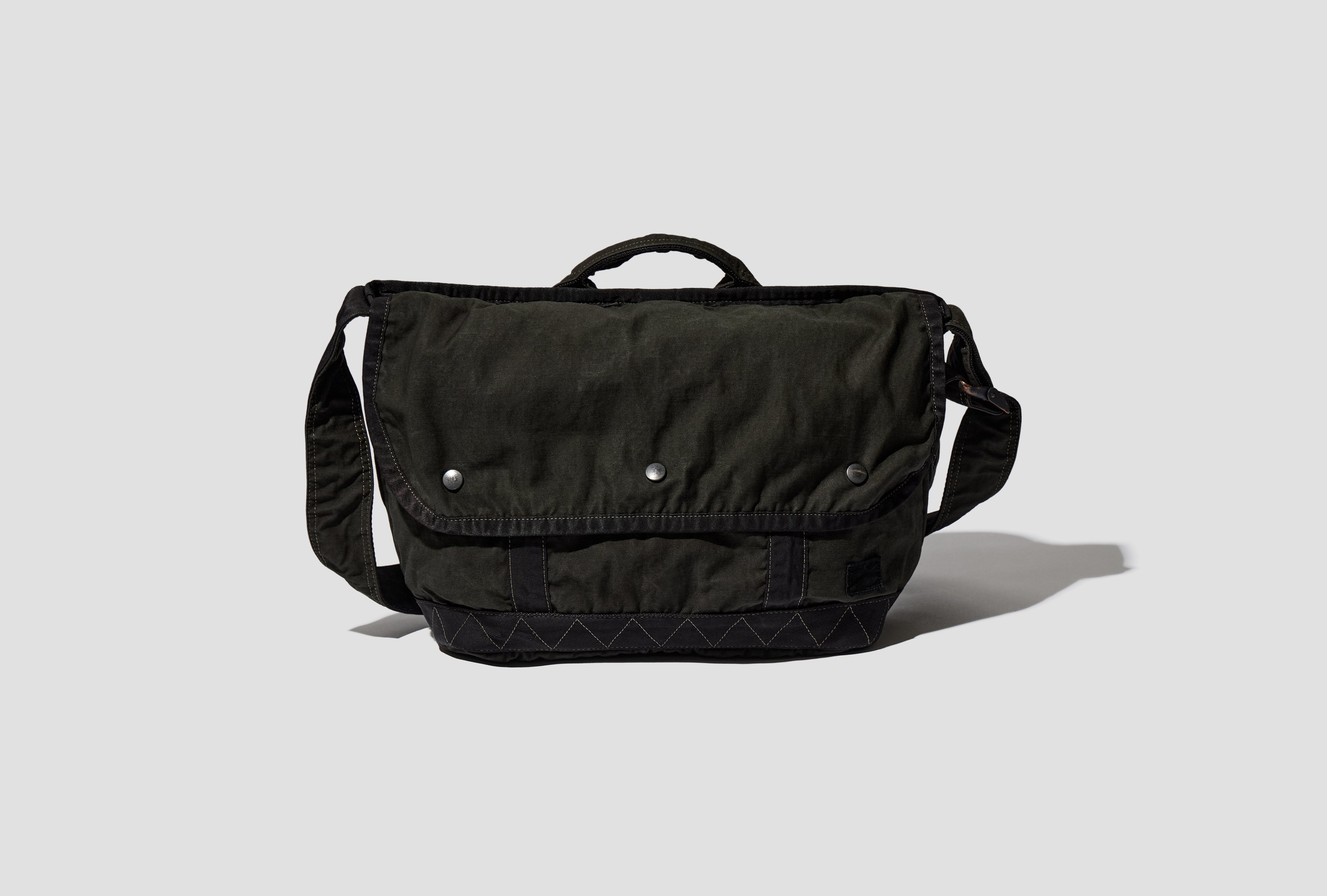 CRAG - MESSENGER BAG (M) 540-19708 Olive