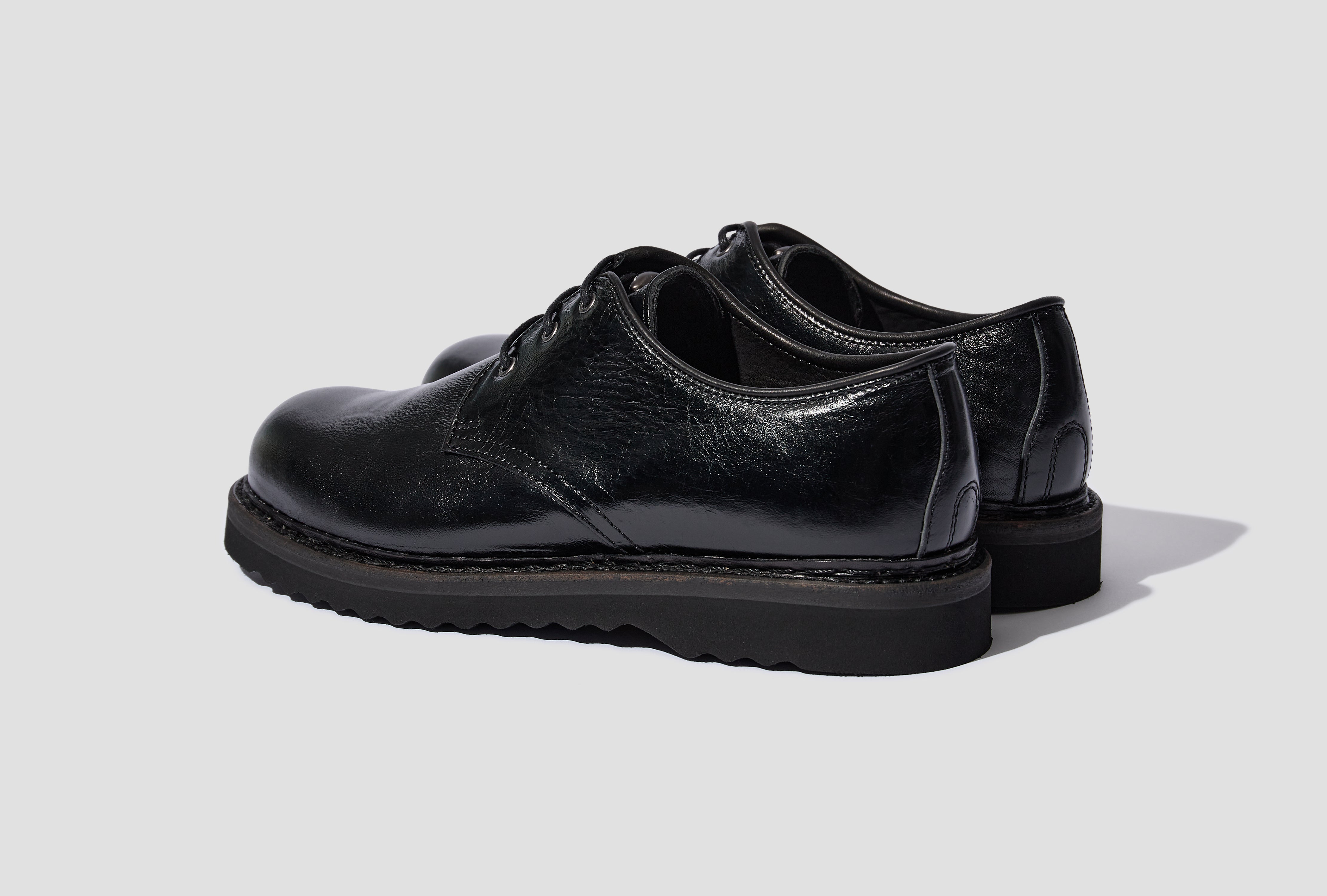 TRAMPLER SHOE - BLACK CRACKED PATENT LEATHER A4237LBC