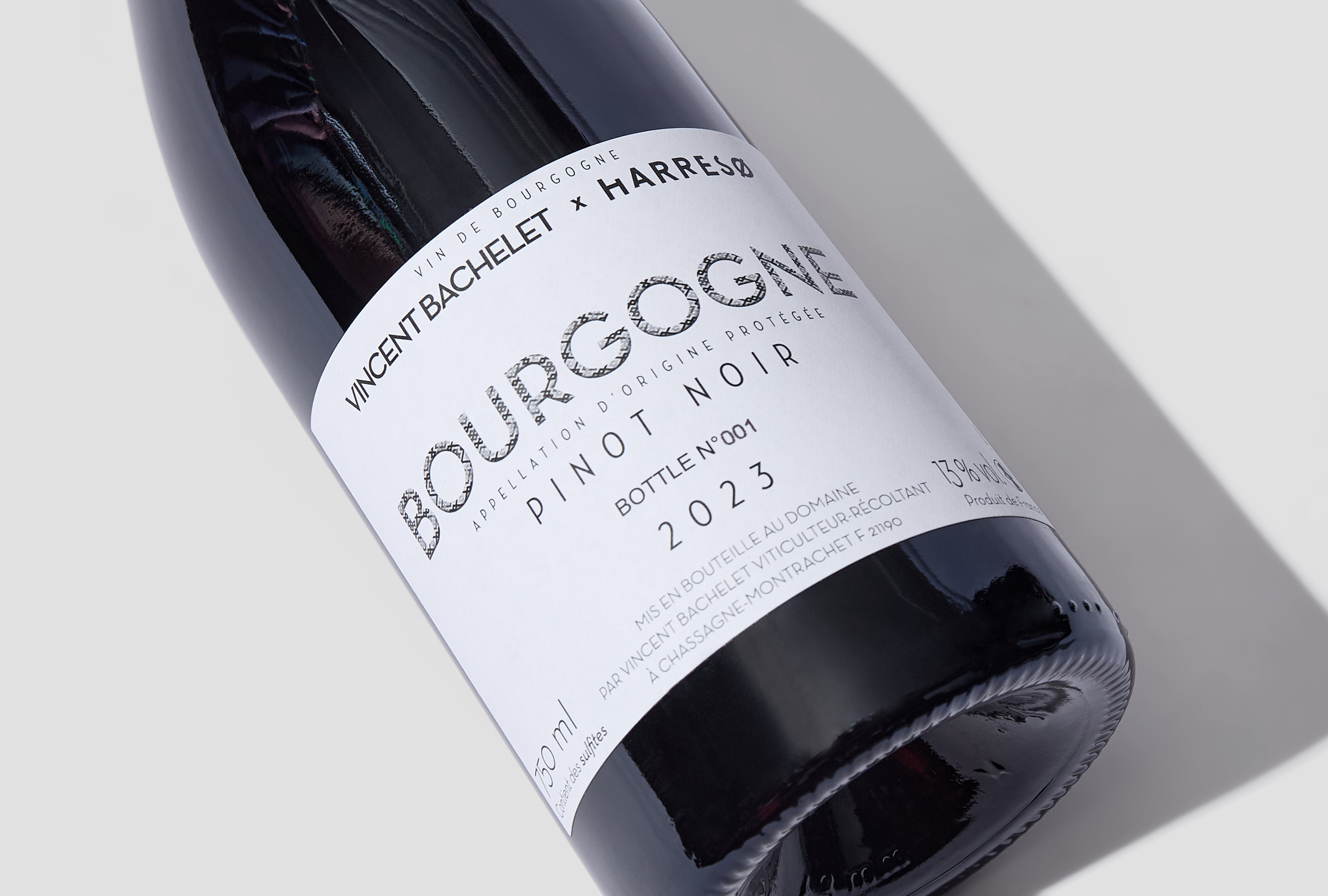 VINCENT BACHELET X HARRESØ - BOURGOGNE ROUGE 2023 - 13% 750 ML. / BOURGOGNE - FRANCE Red