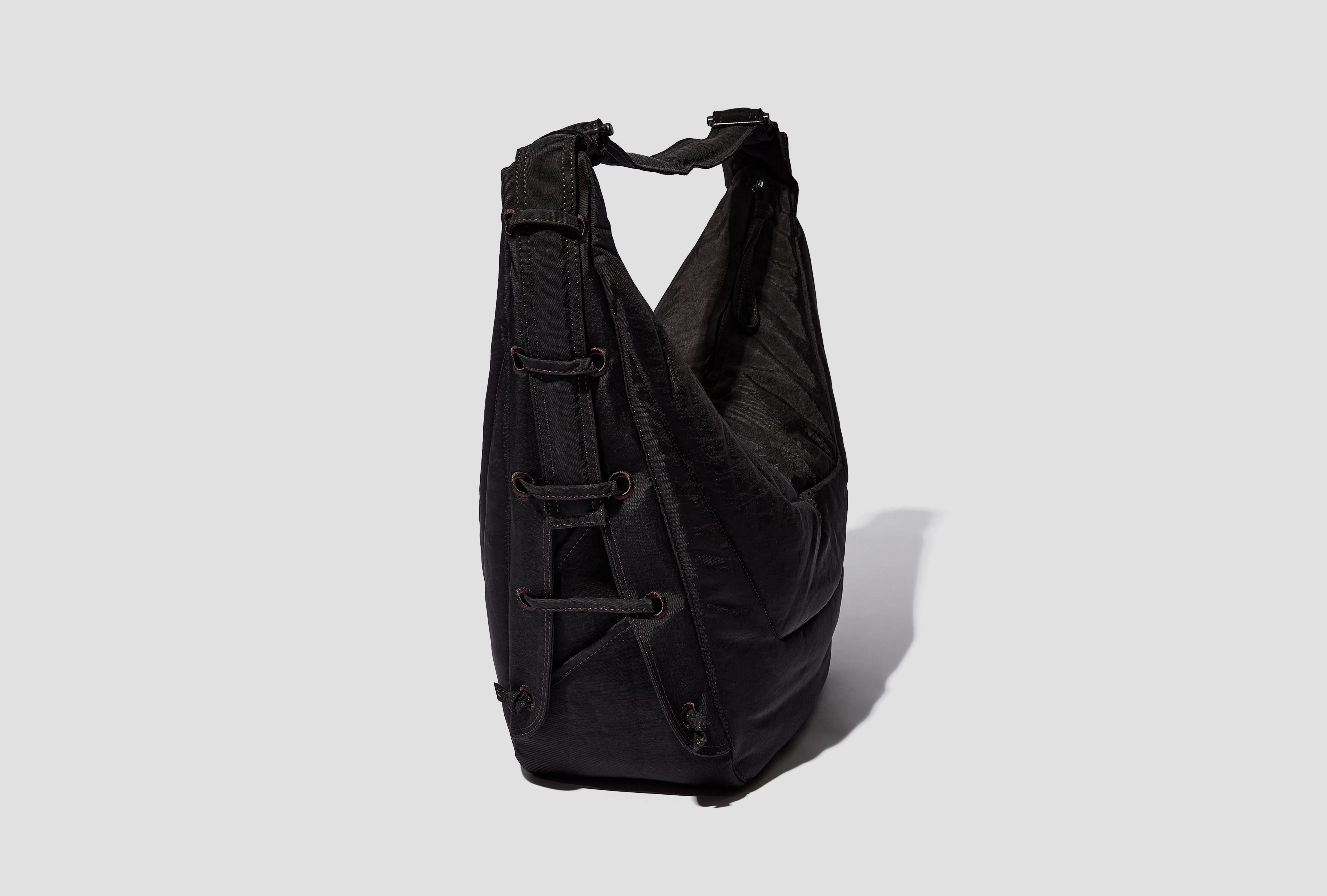 LARGE SOFT GAME BAG - WATER REPELLENT NYLON CANVAS BG0105 LF1330 Dark brown