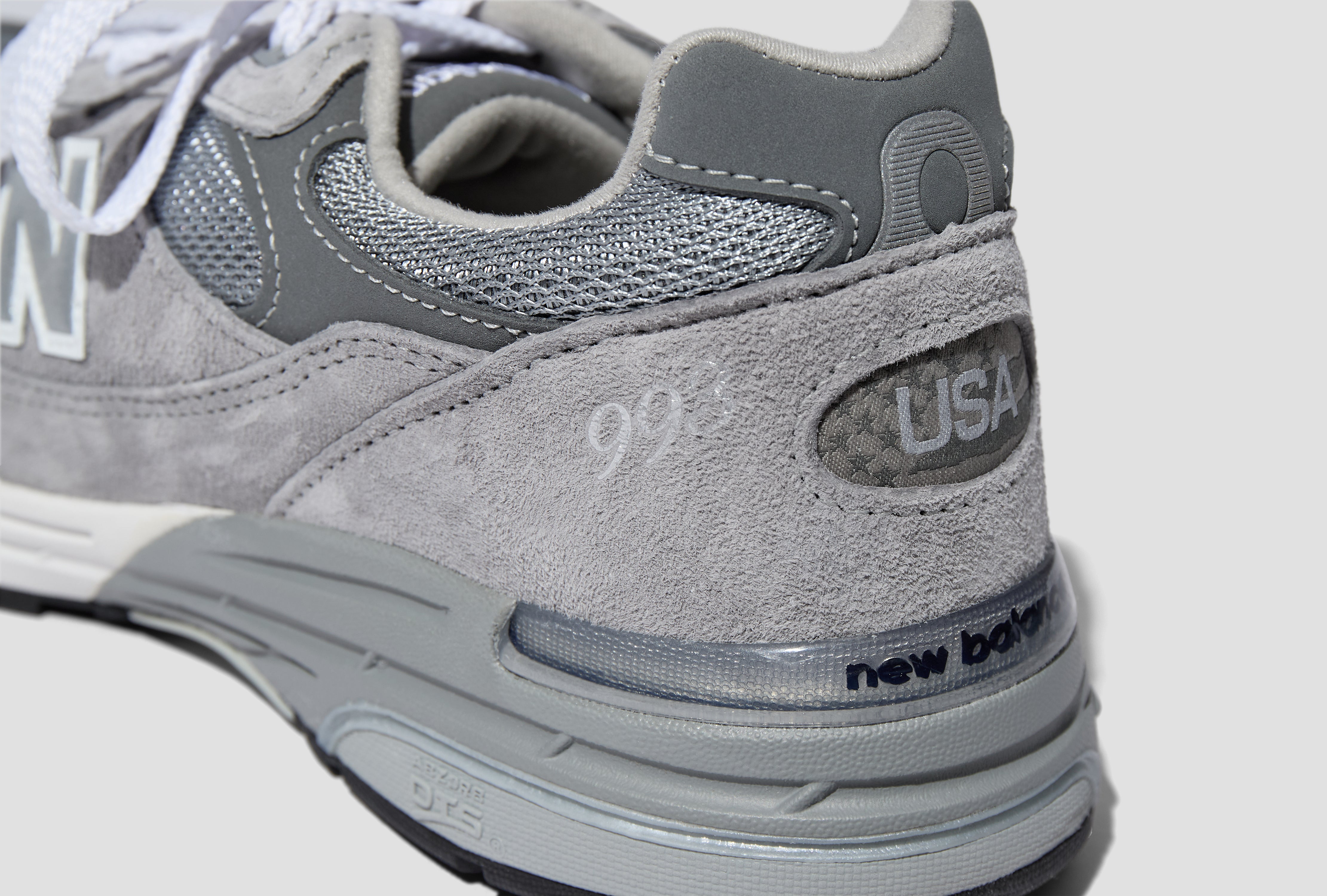 MADE IN USA 993 - GREY/GREY MR993GL