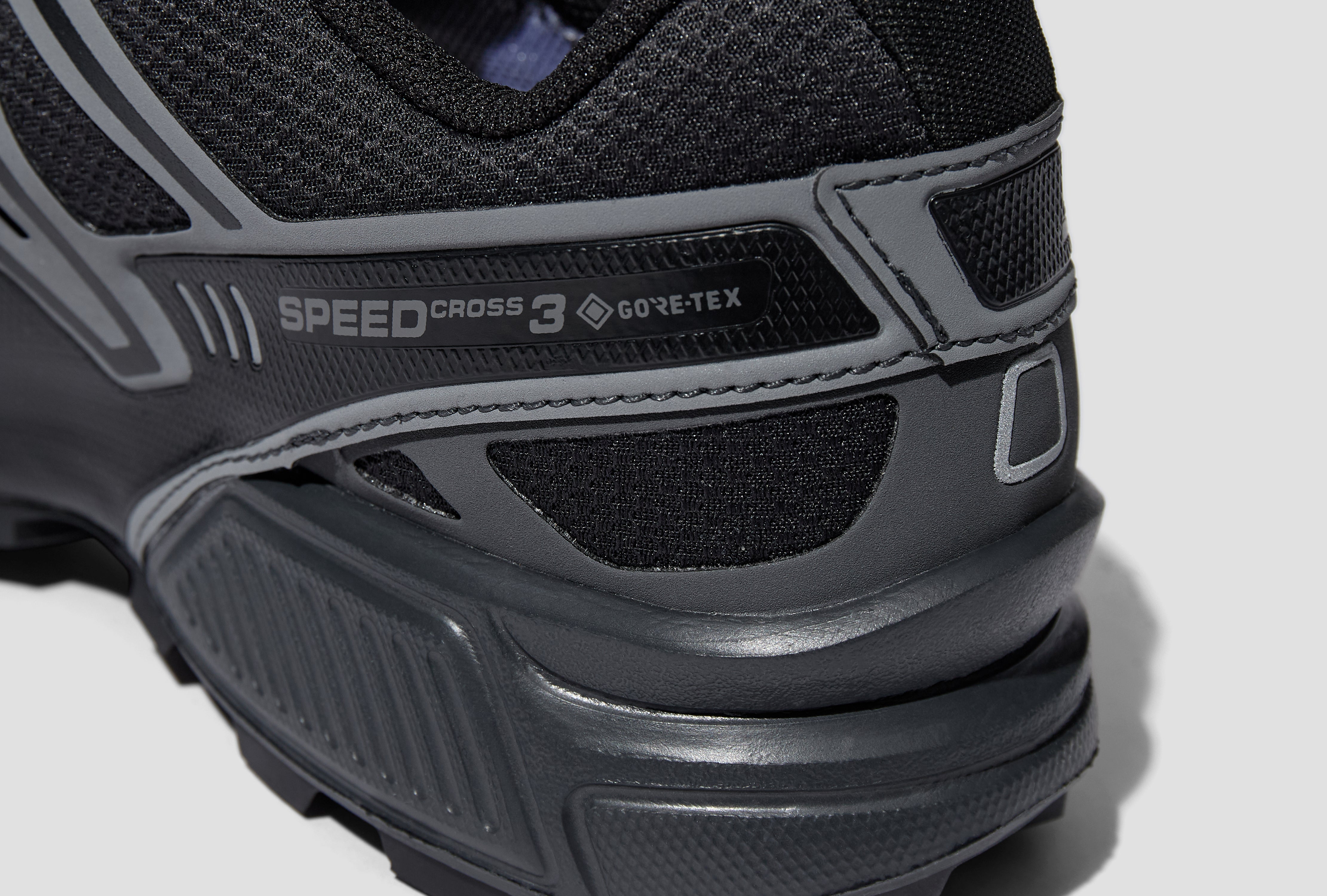 SPEEDCROSS 3 GORE-TEX - BLACK/ASPHALT/FLAME SCARLET L47731700