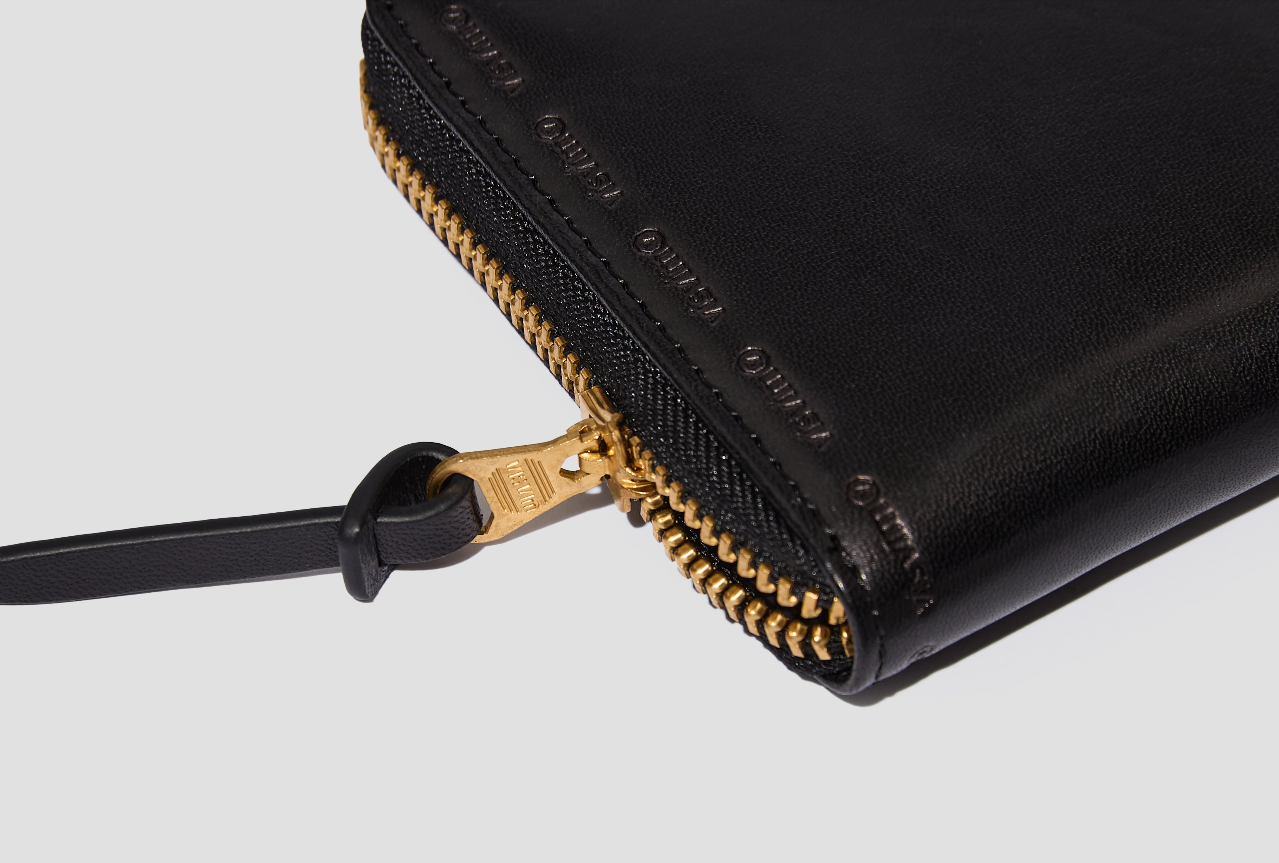 LEATHER BI-FOLD 0125103003024 Black