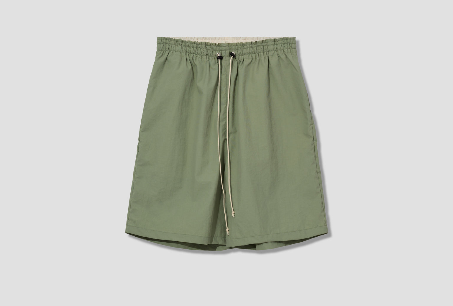 KNEE SHORTS - NYLON DYED TAFFETA CF.19.13.01.01 Green
