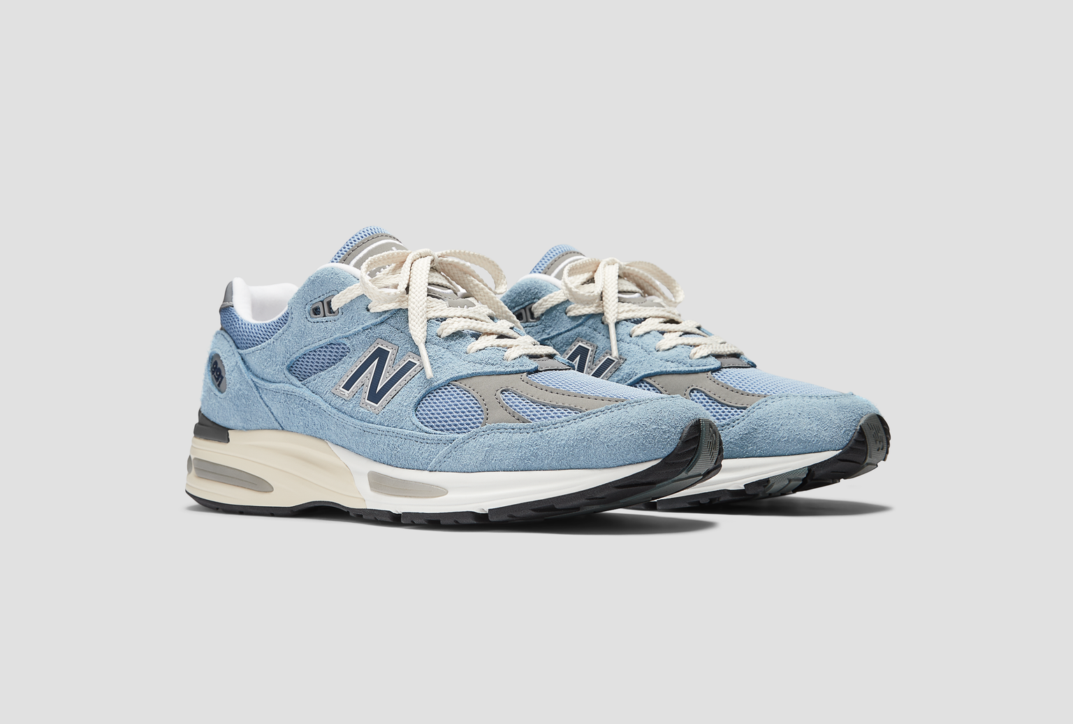 MADE IN UK 991V2 - CELESTIAL BLUE/FADED DENIM U991BV2