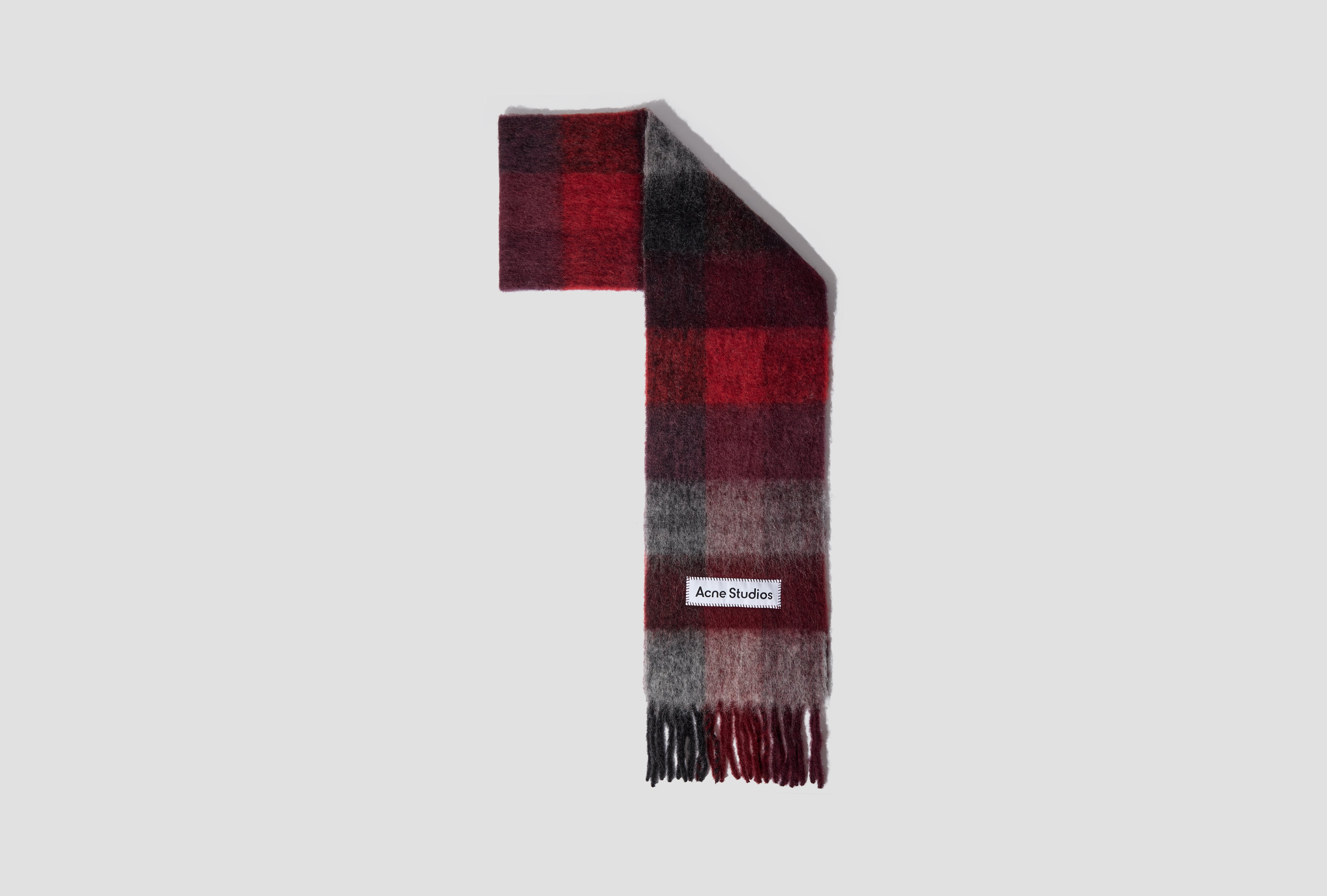 VALLY - RED/BLACK CA0084