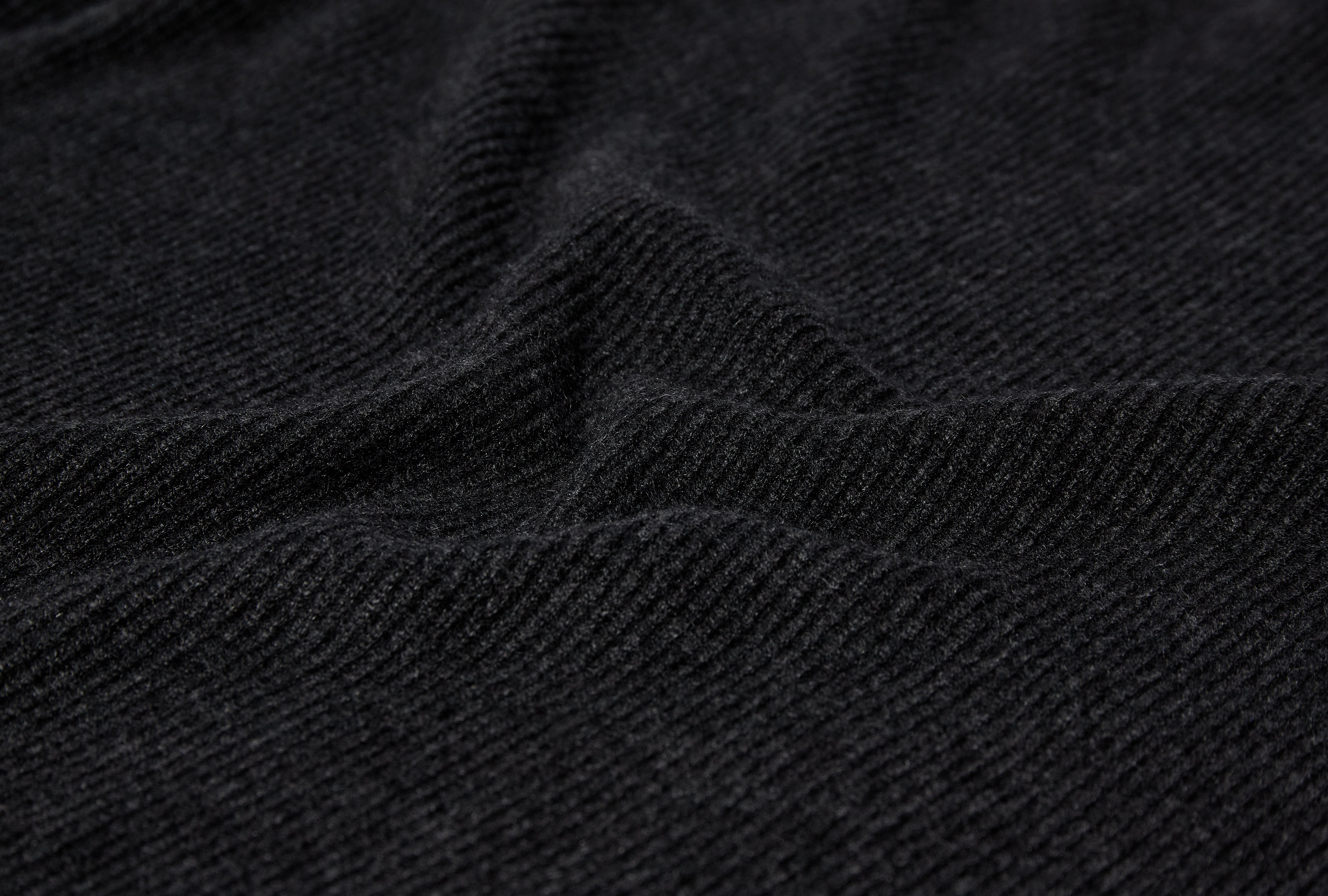 INNOCENT CASHMERE RIB CREW NECK BN-FE-007 Black