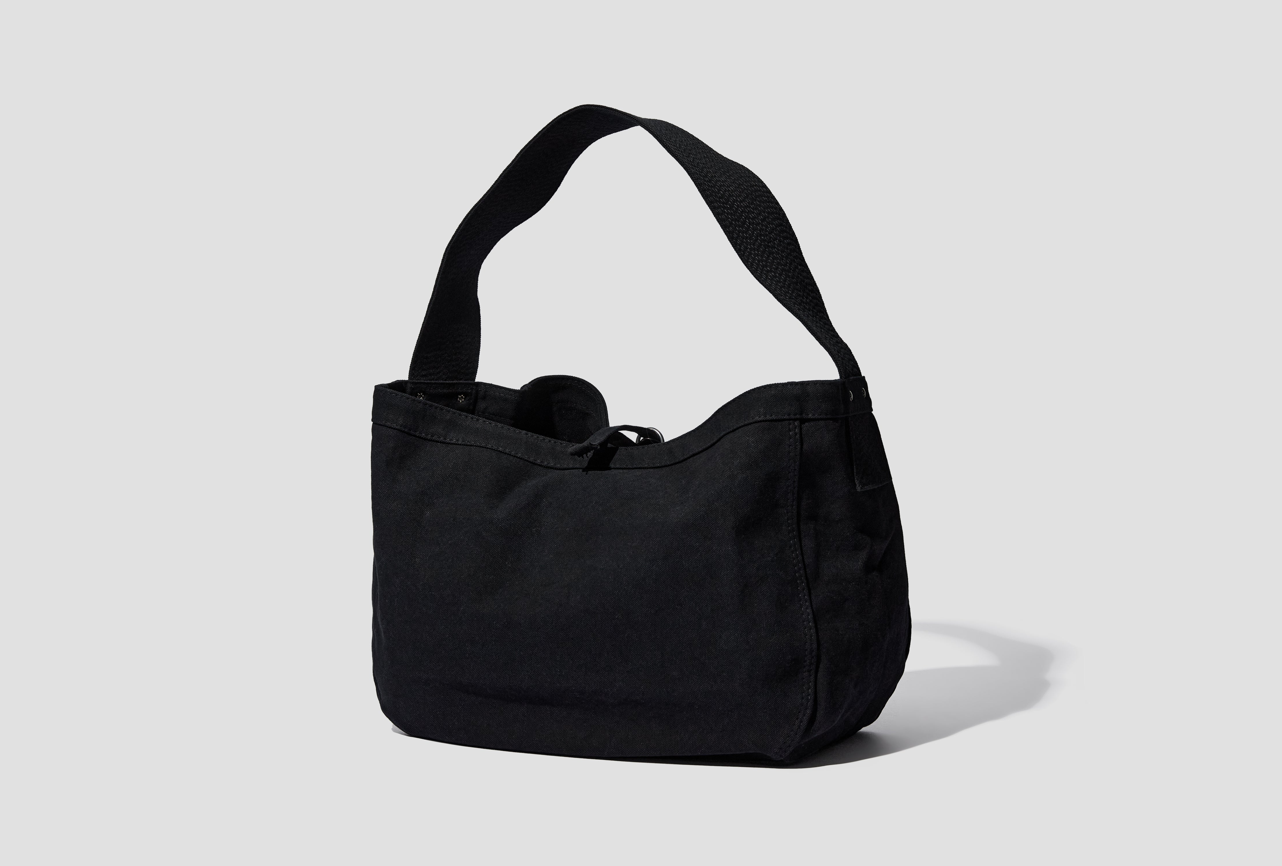 LOT.004 NEWSBOY BAG - BLACK TTCORE004