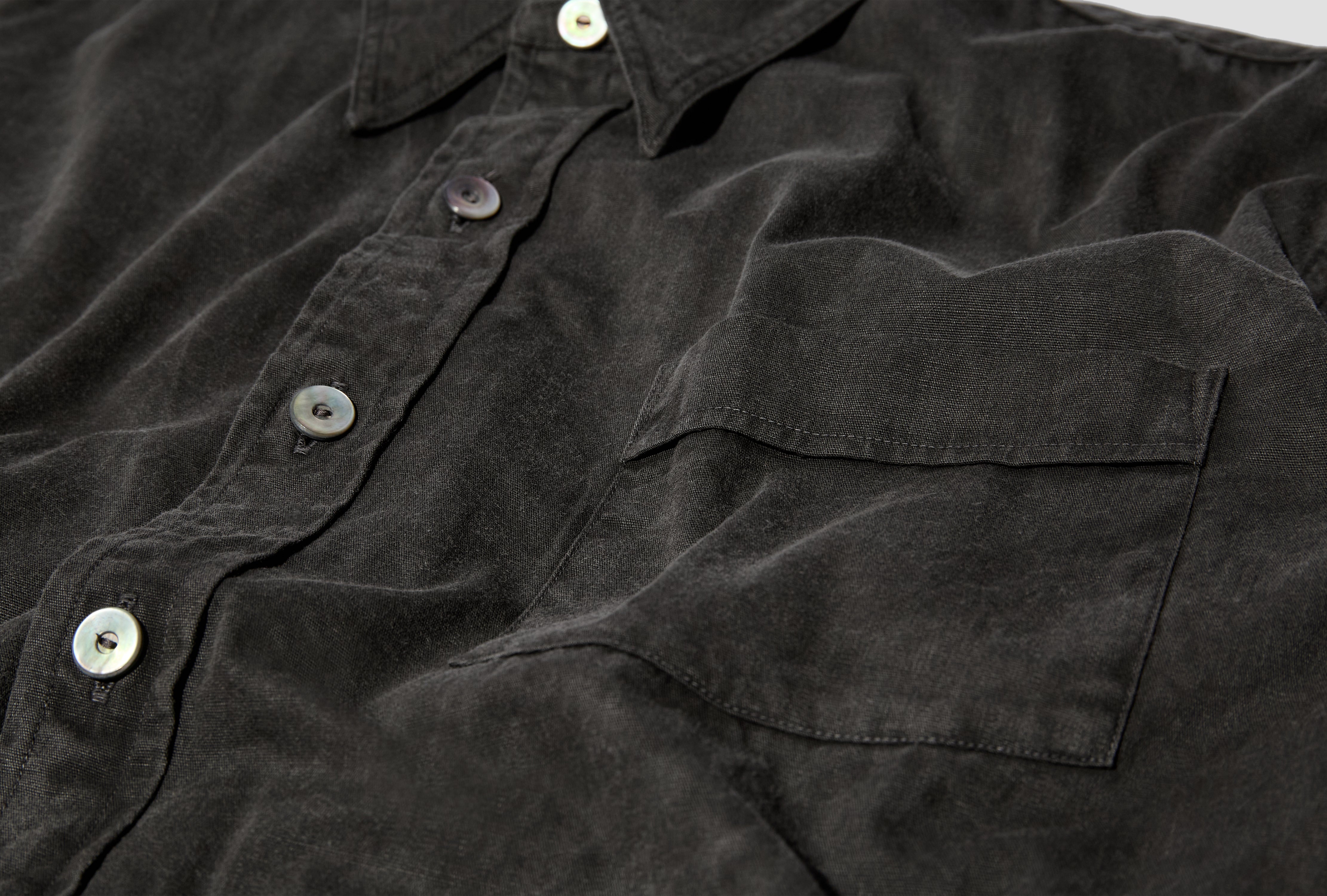 LOT.106 NARROW COLLAR SHIRT - SUMI DYED BLACK TTAW25106