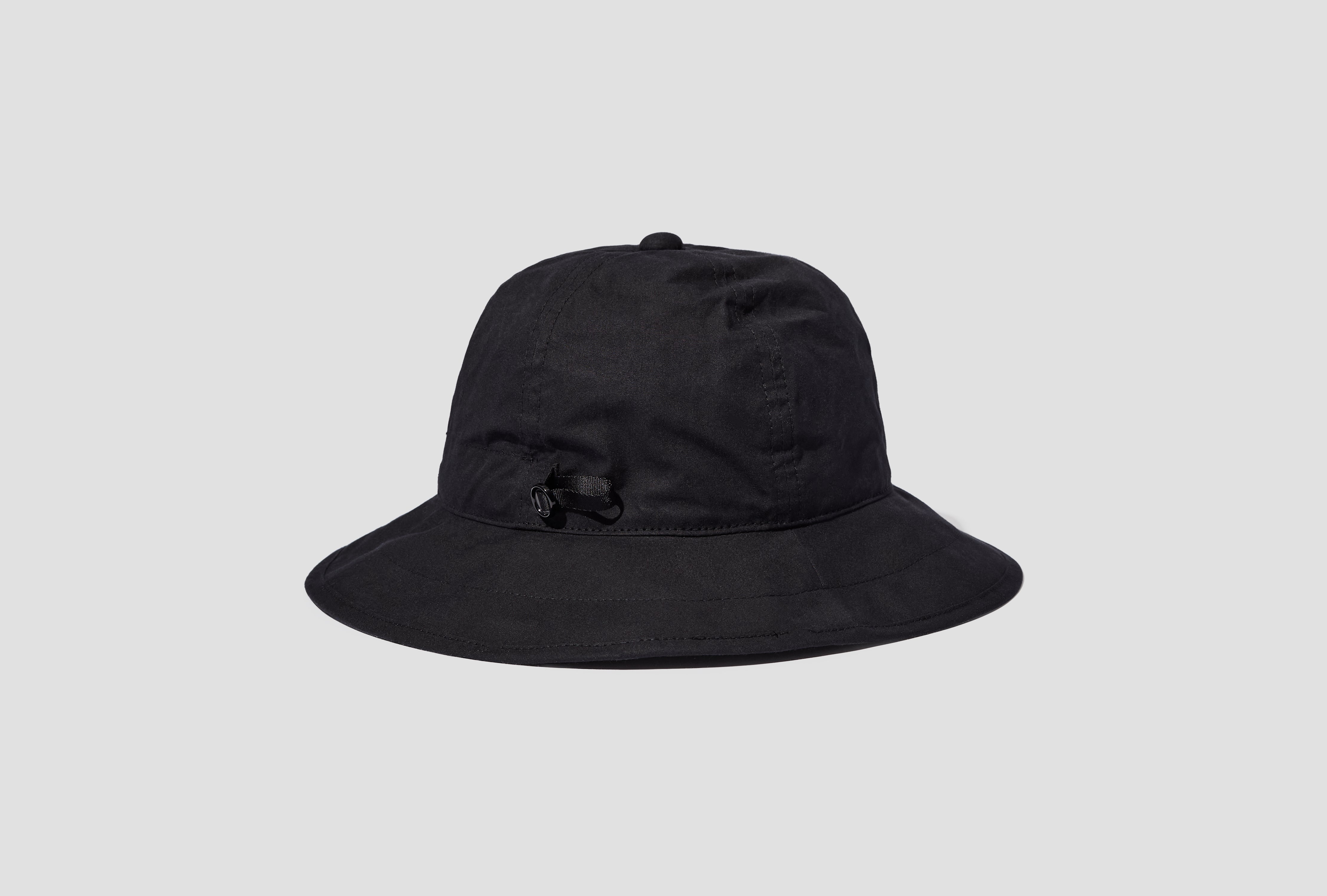 WIDE HAT - BLACK MASTER SHIELD R19C2