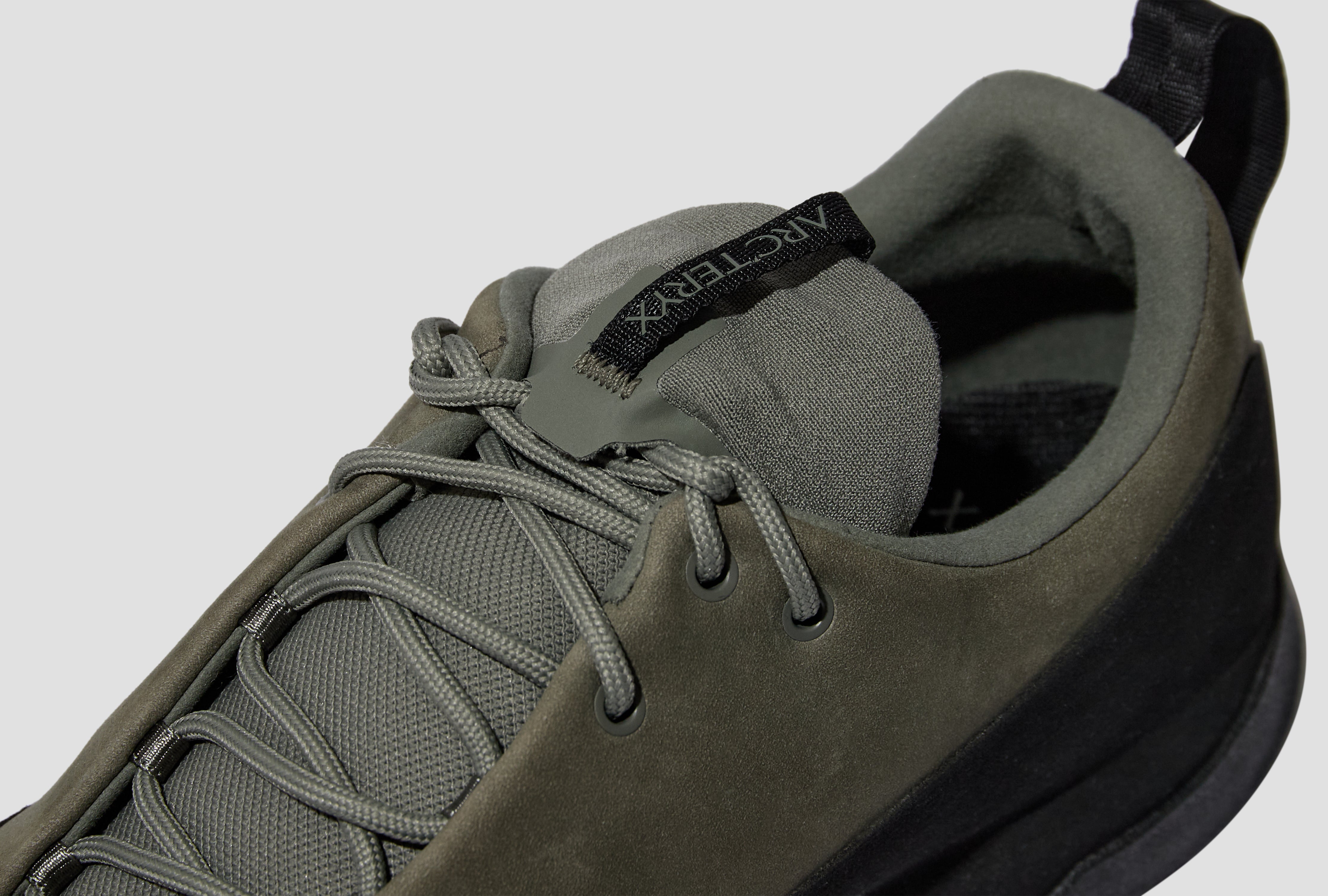 KONSEAL SHOE MEN'S X000009834 Olive