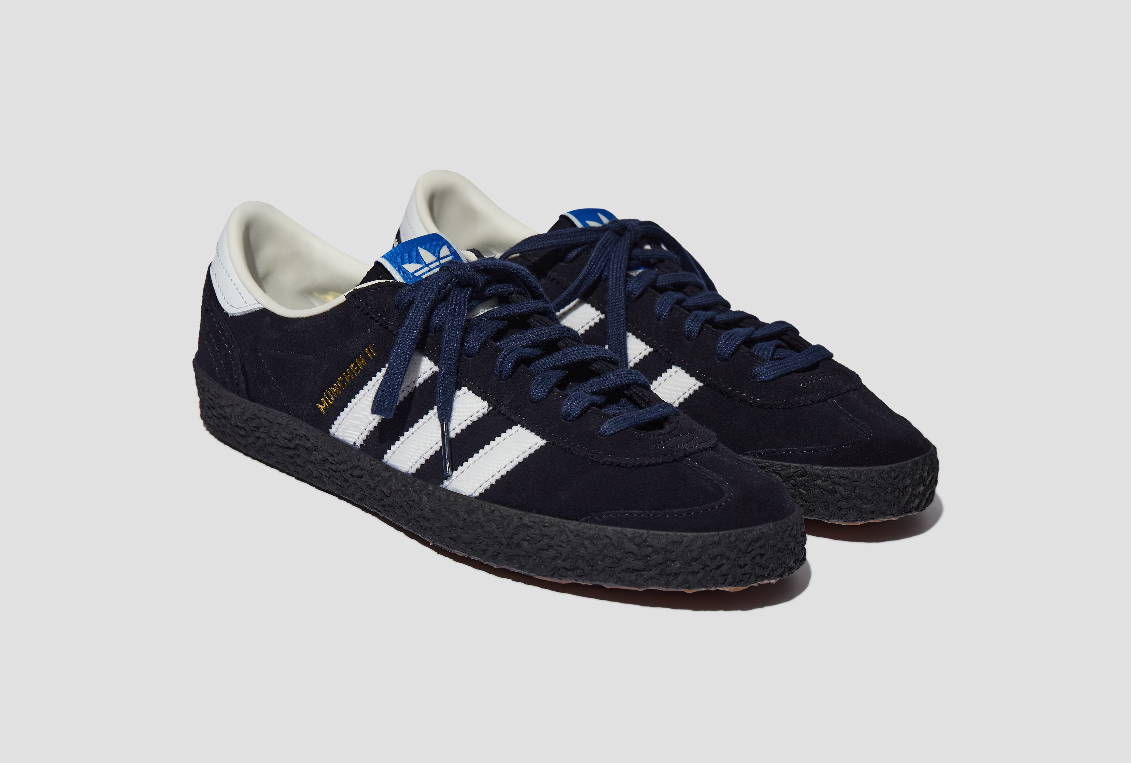 MUNCHEN II SPZL - SUPCOL / CBLACK / GUMM2 JR1544
