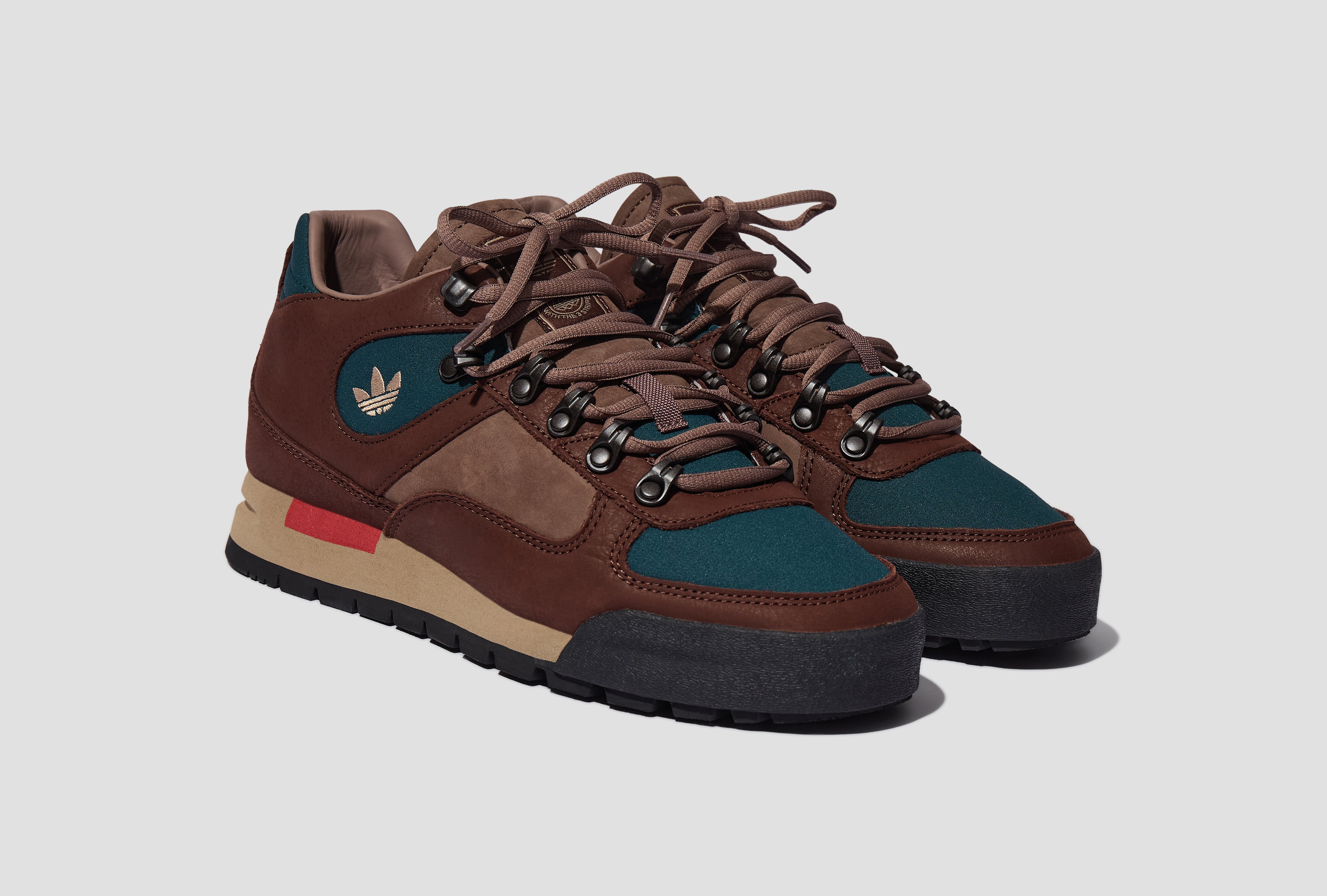 GRISEDALE SPZL - AURIVY / CBLACK / TRAKHA JR1553
