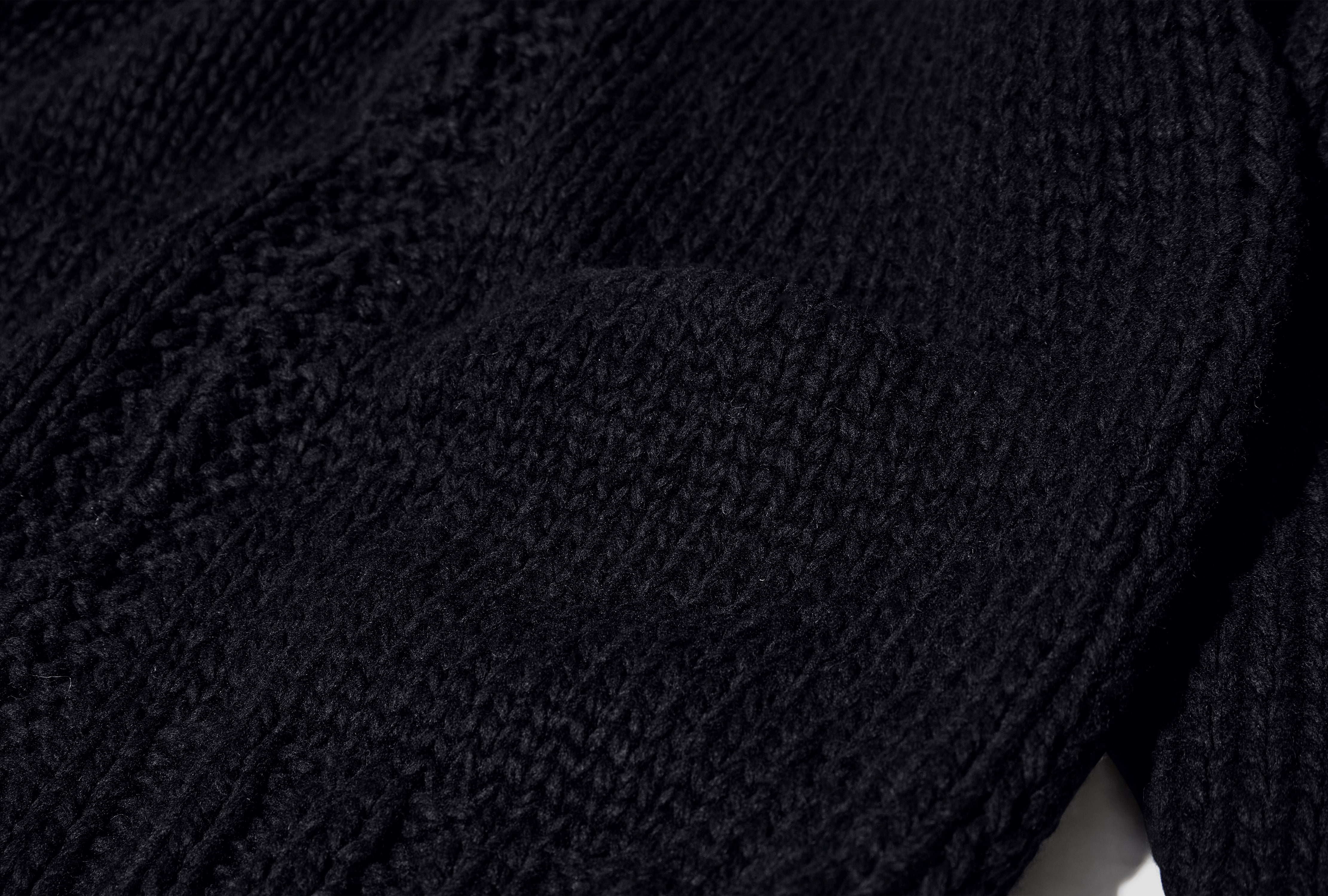 COWICHAN HAND KNIT 0125205012004 Black