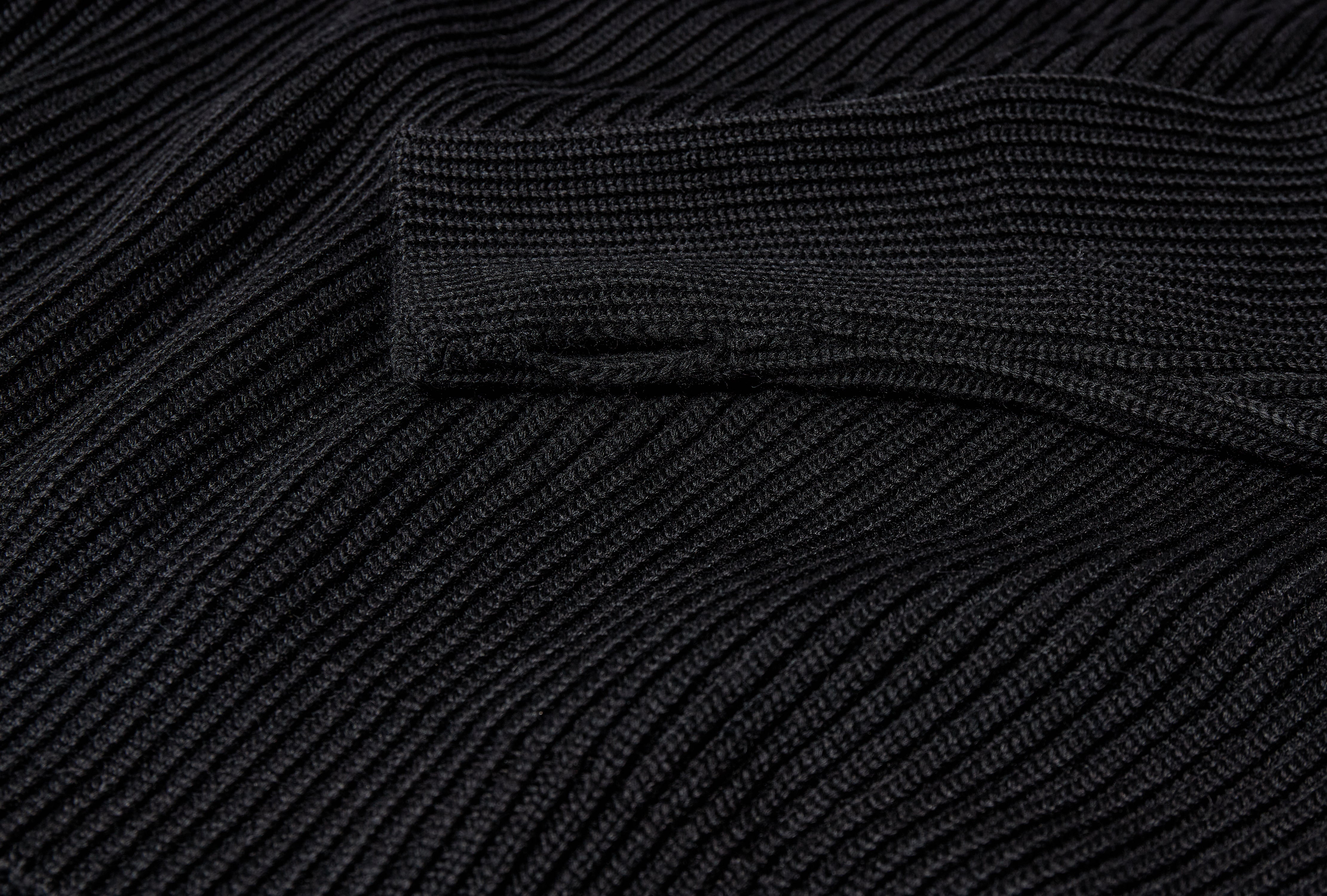 NAVY HALF-ZIP - 5 GAUGE / SIGNATURE YARN Black