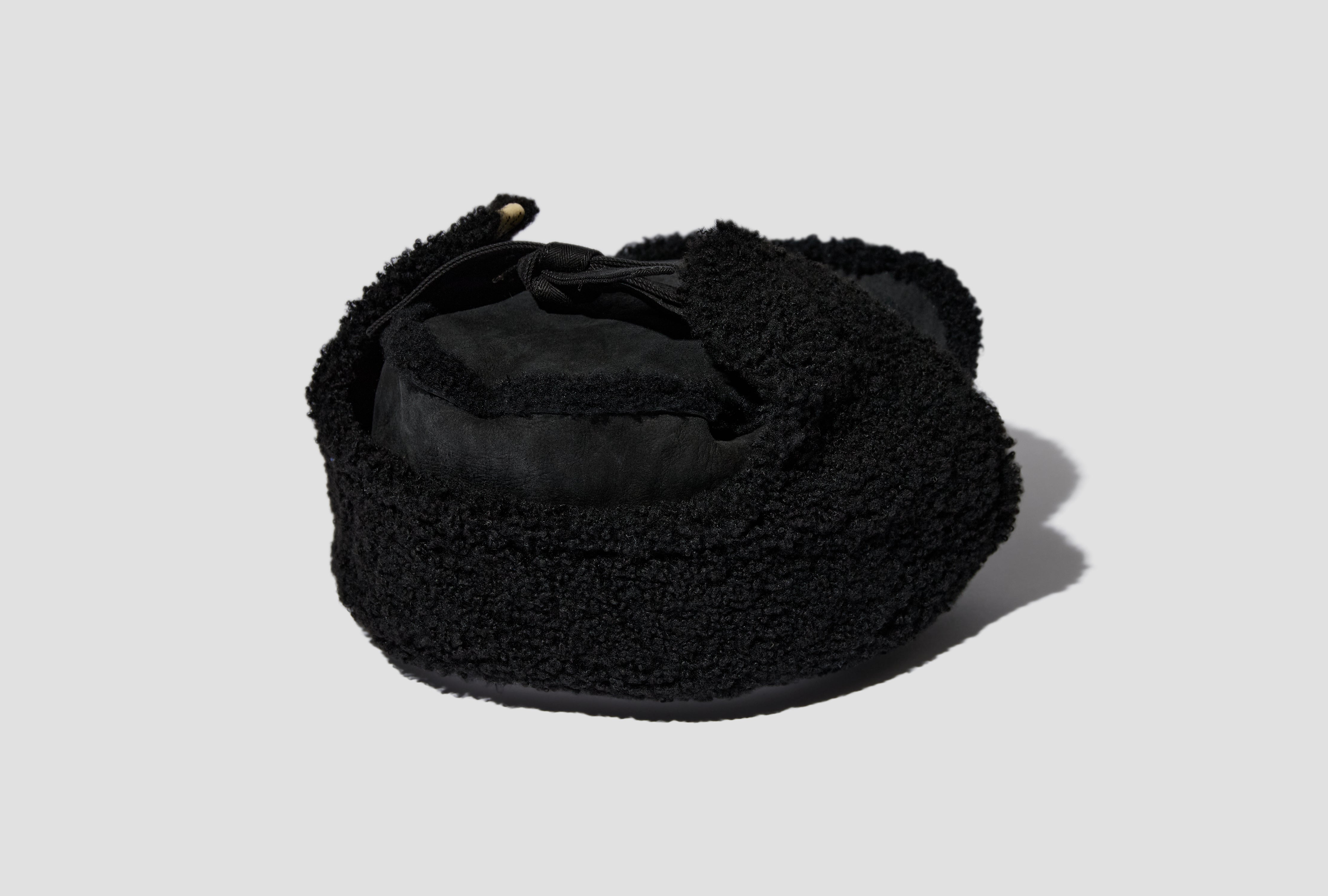 OPEN CAR SHEEPSKIN HAT 0125203003017 Black