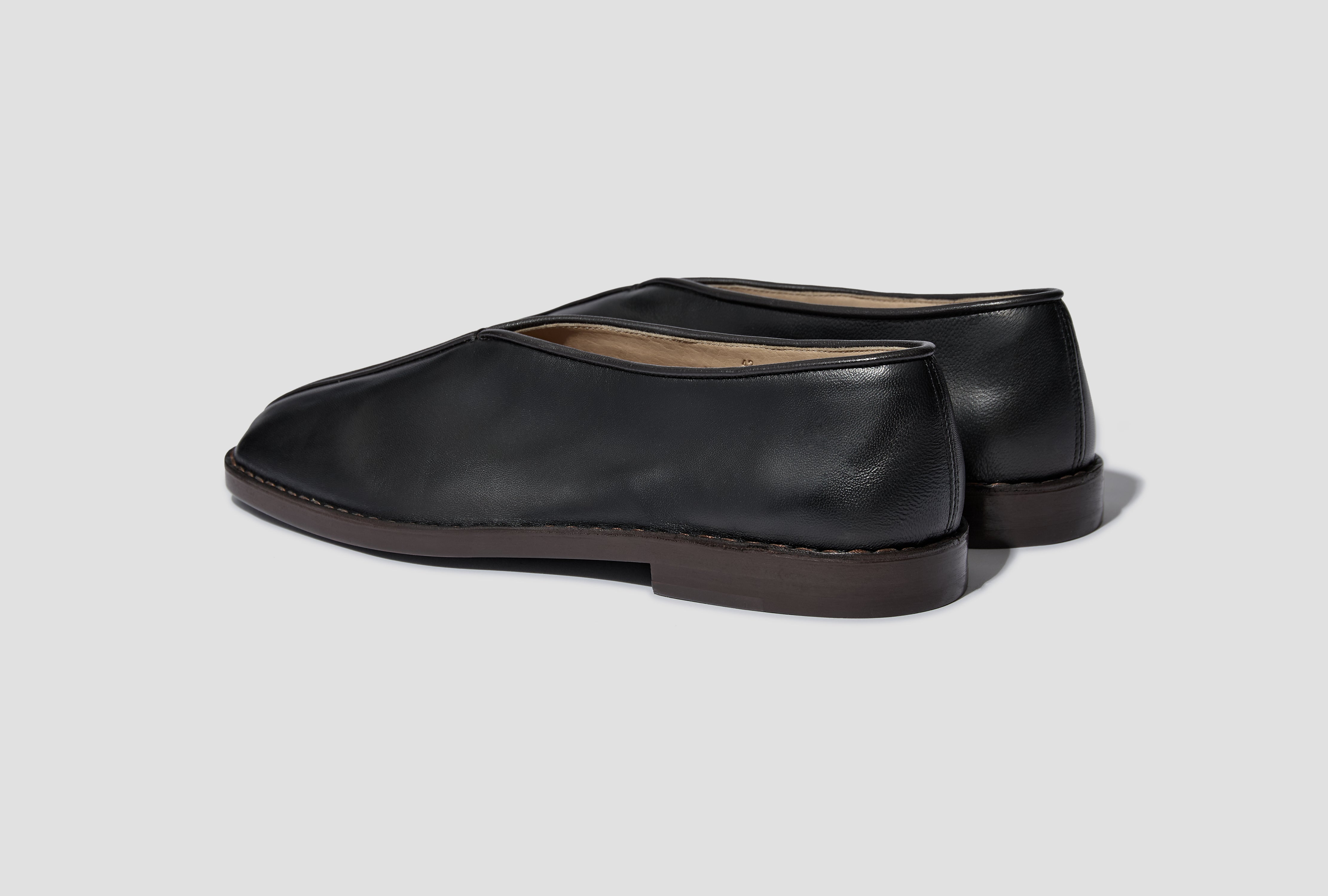 FLAT PIPED SLIPPERS - SHINY NAPPA LAMB LEATHER FO0007 LL0023 Black