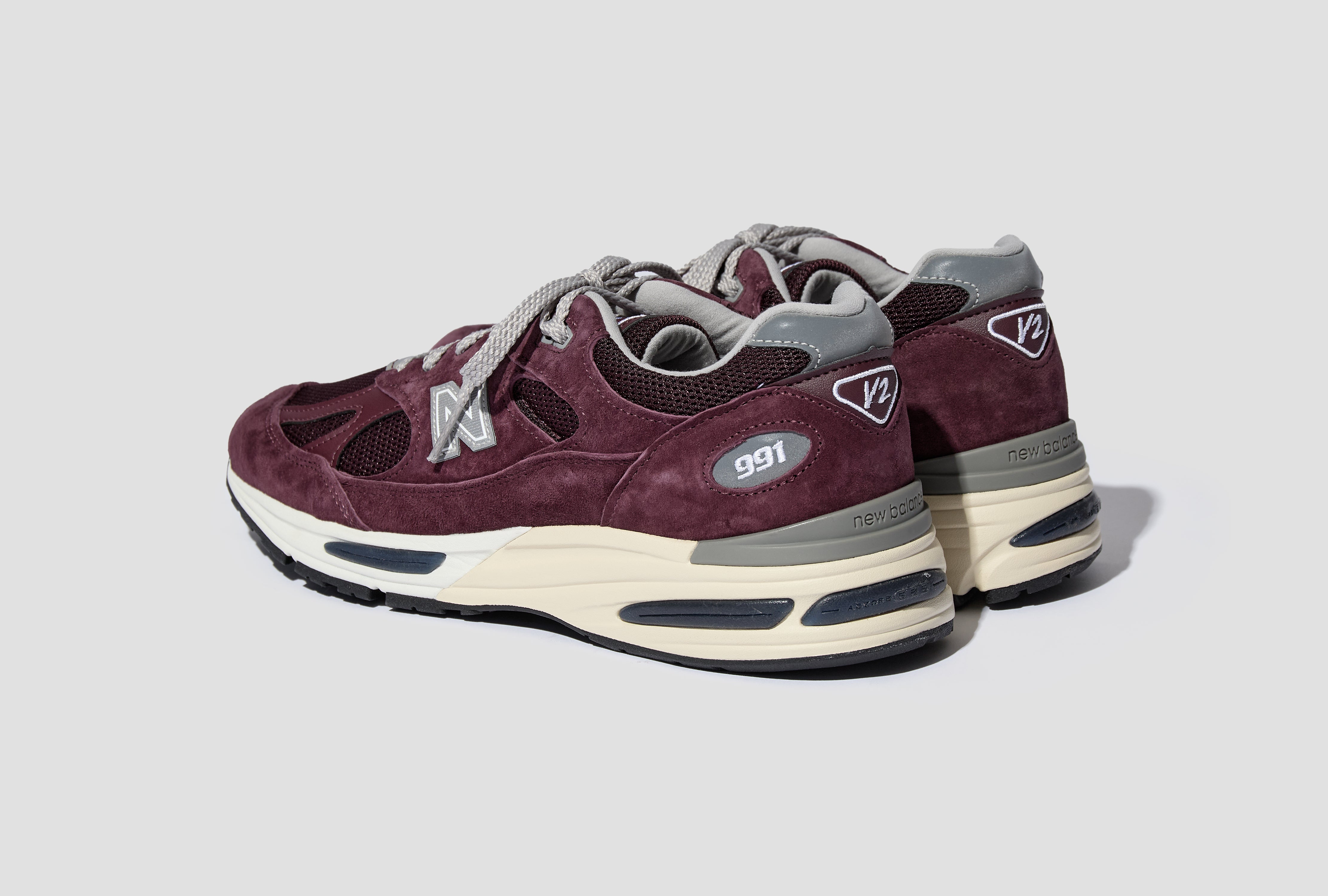 MADE IN UK 991V2 - CATAWBA GRAPE/SILVER U991AU2