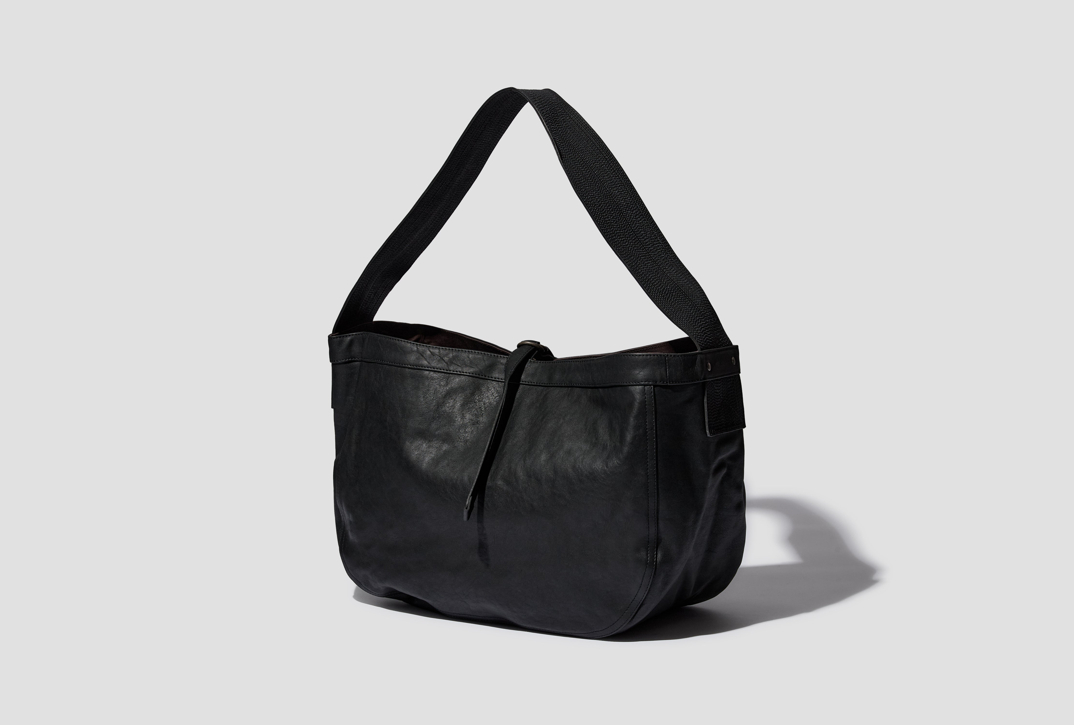 LOT.004 NEWSBOY BAG - BLACK LEATHER TTCORE004