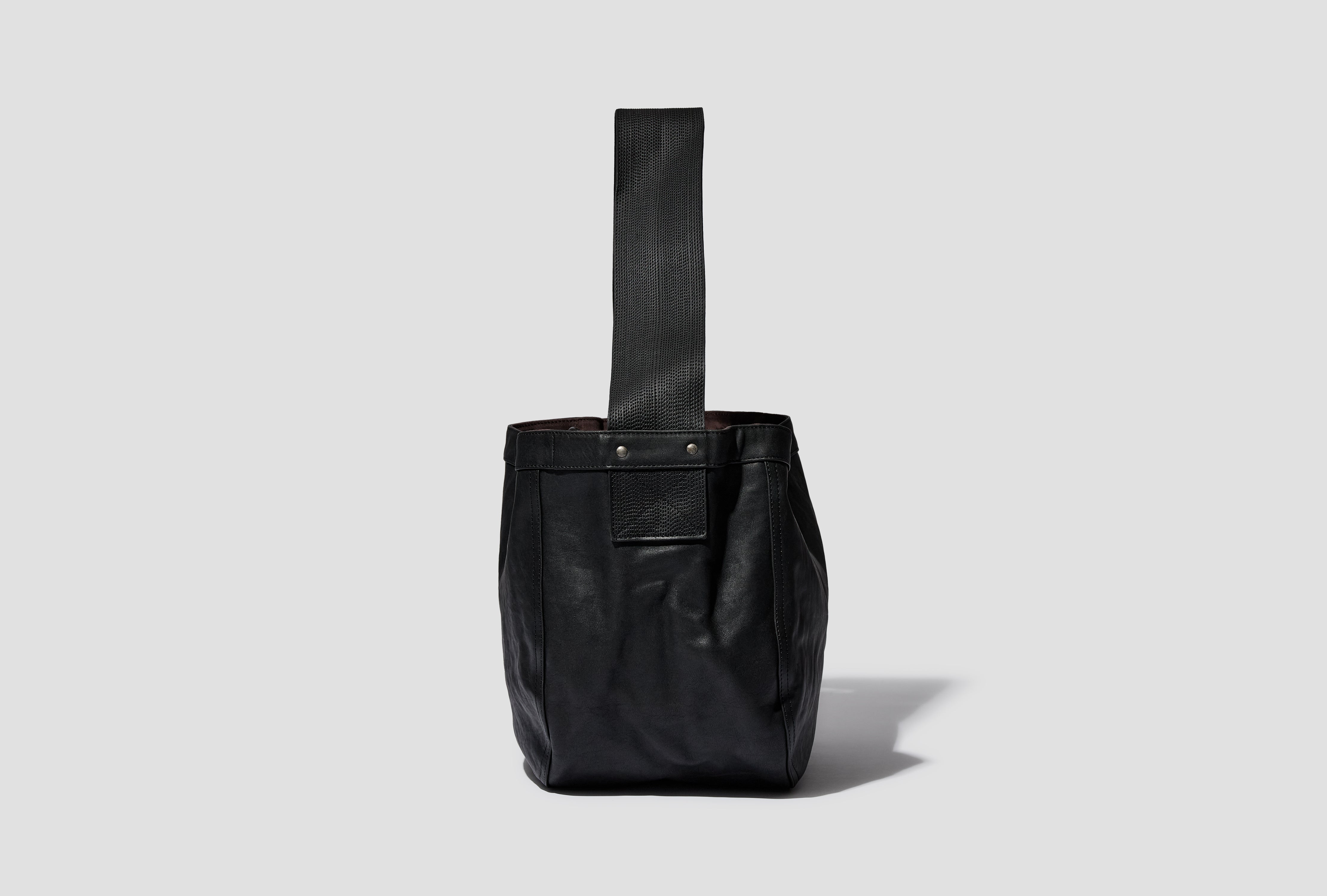 LOT.004 NEWSBOY BAG - BLACK LEATHER TTCORE004