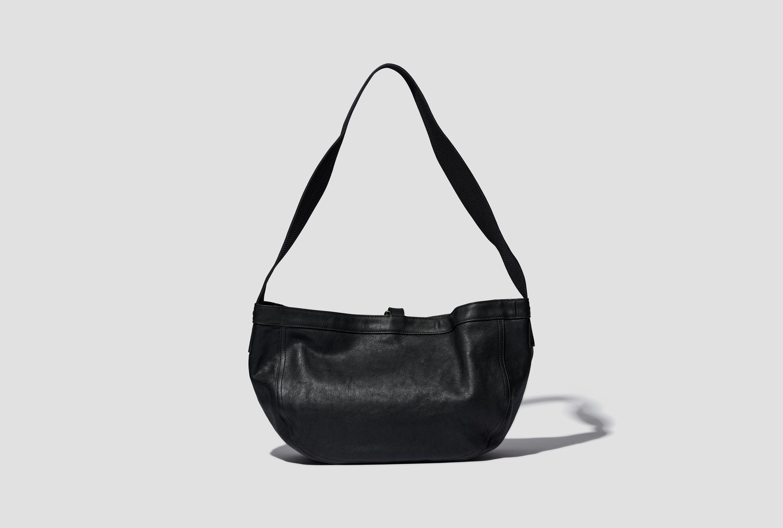 LOT.018 NEWSBOY BAG SMALL - TTCORE018 BLACK LEATHER