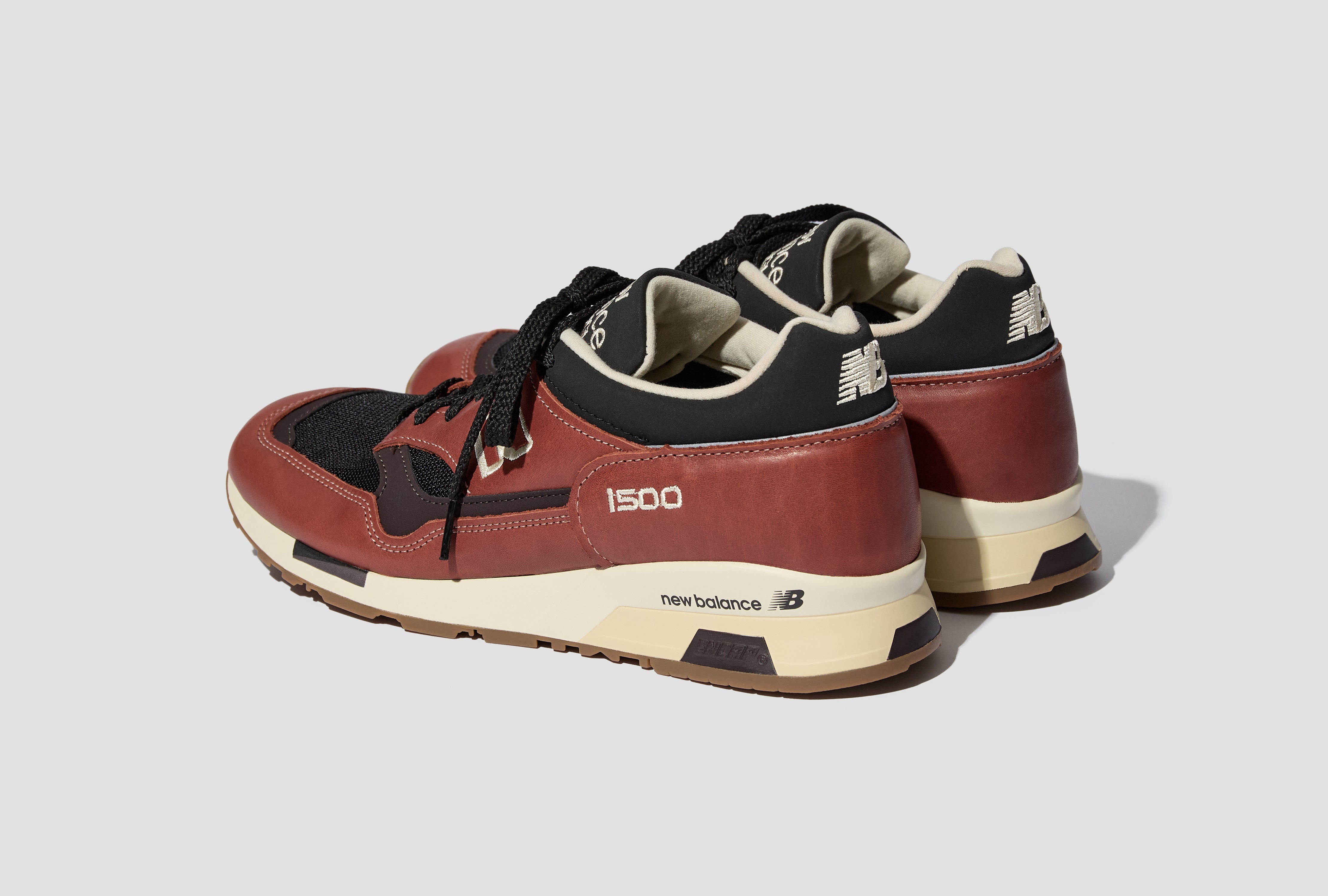 MADE IN UK 1500 - MAPLE SYRUP/BLACK U1500TBB