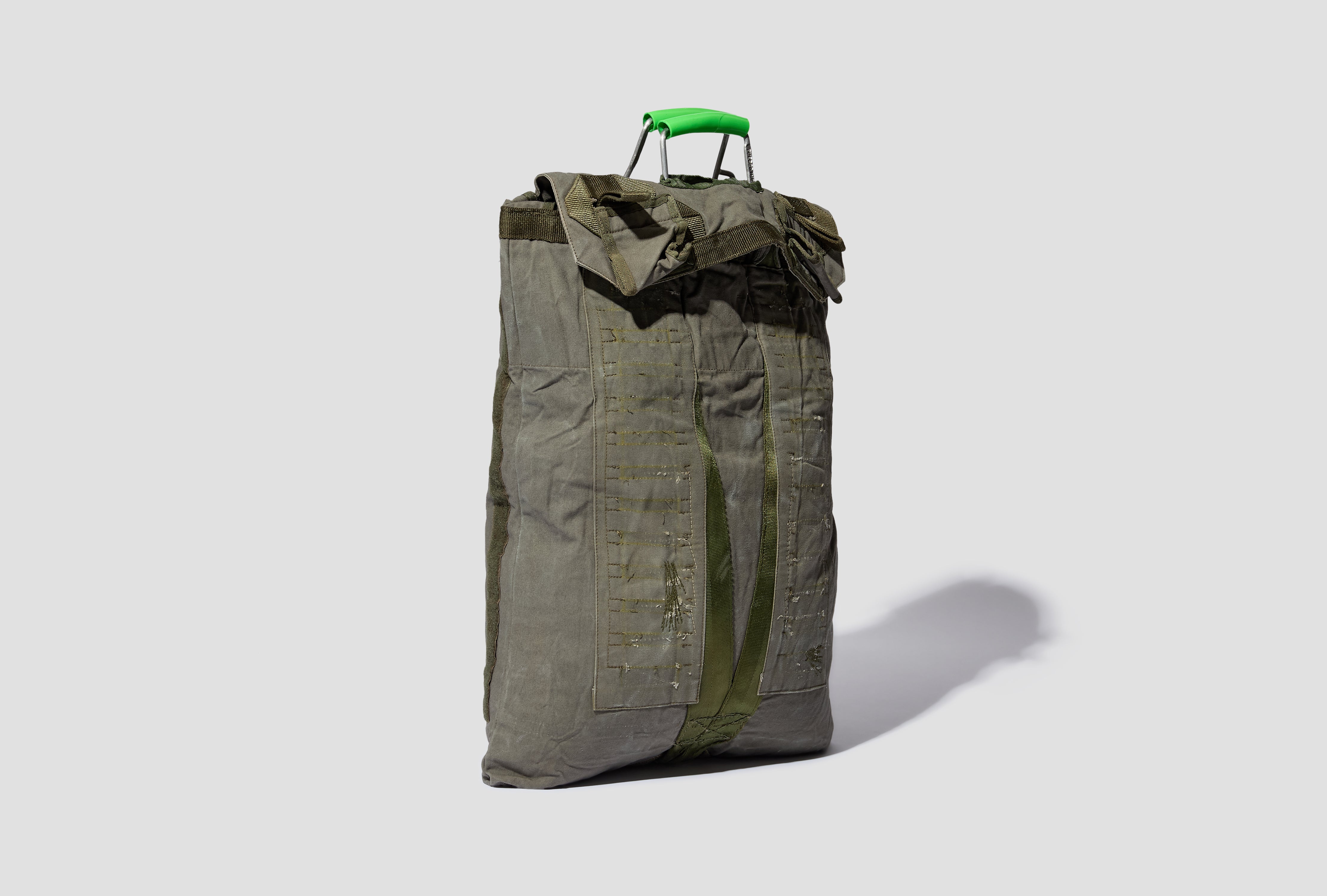 VINTAGE MATERIAL A3 BAG 503479