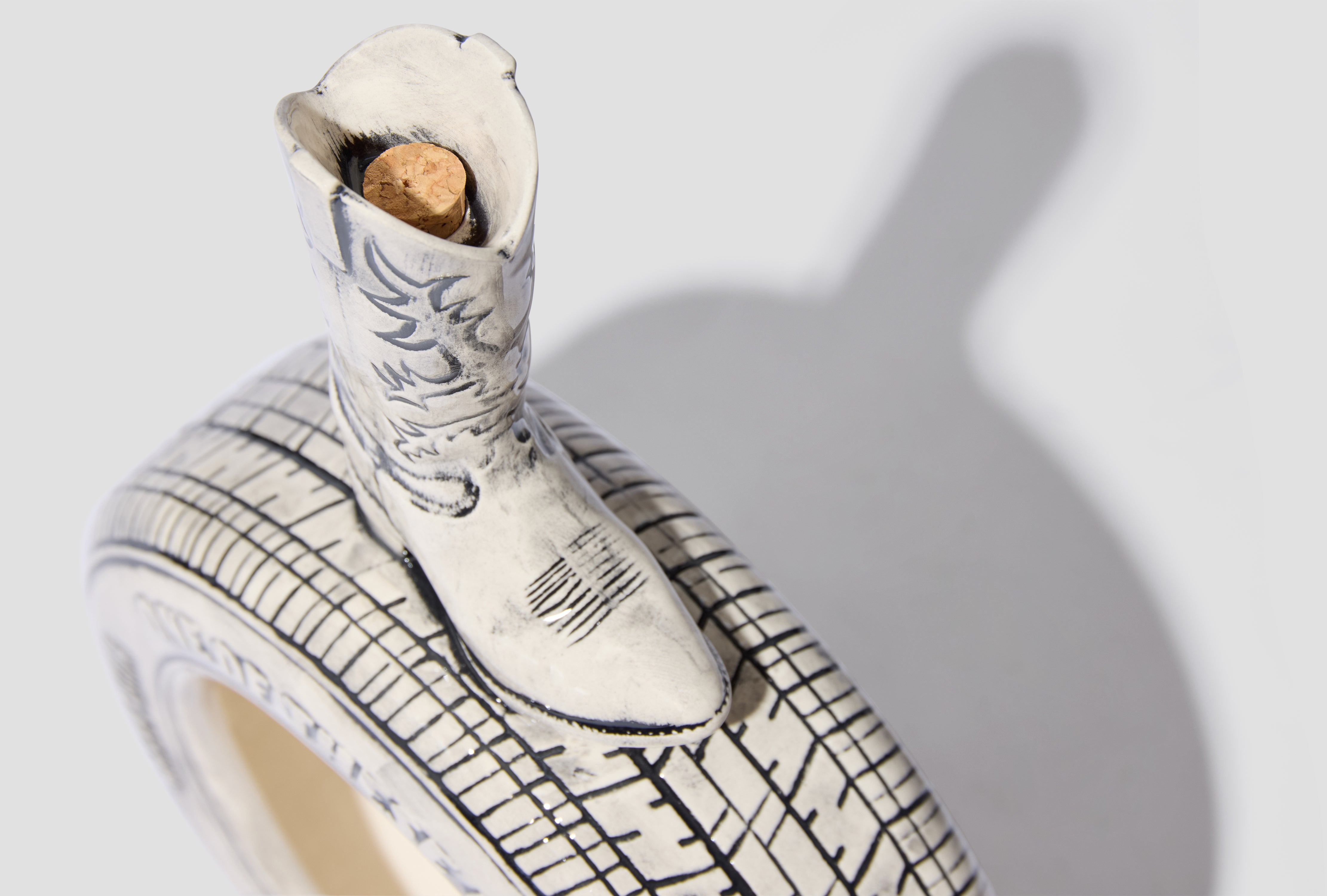 NH X OOTD . INCENSE CHAMBER 252AIODN-AC01 Black