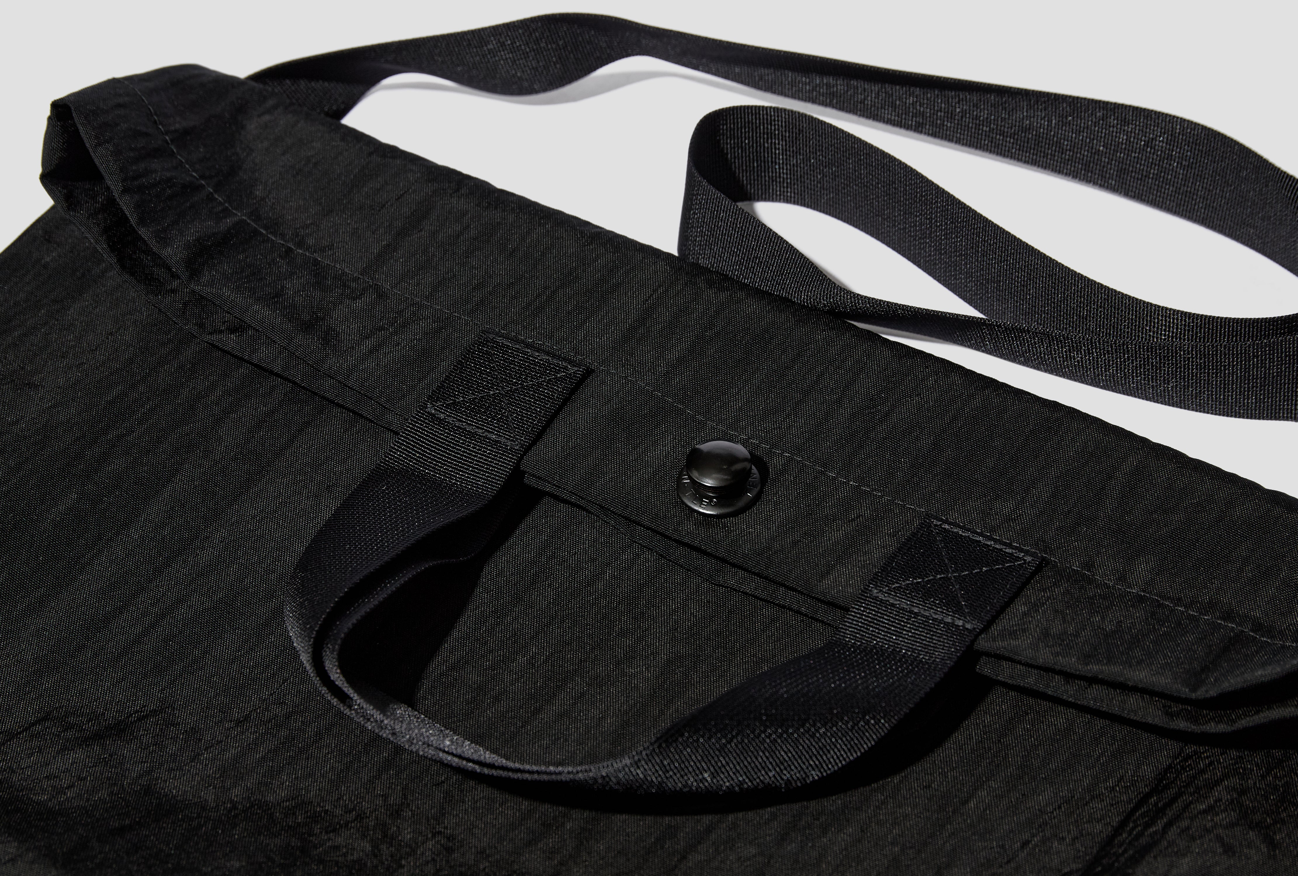MULTI HANDLE TOTE - BLACK NYLON R0B1