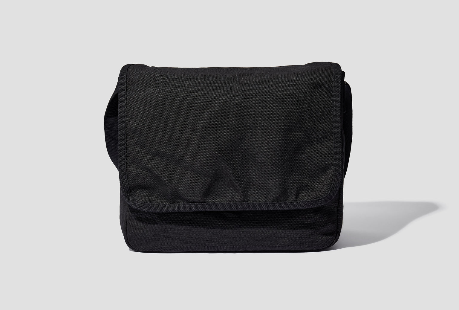 HEMP DUCK SHOULDER BAG C03-07001 Black