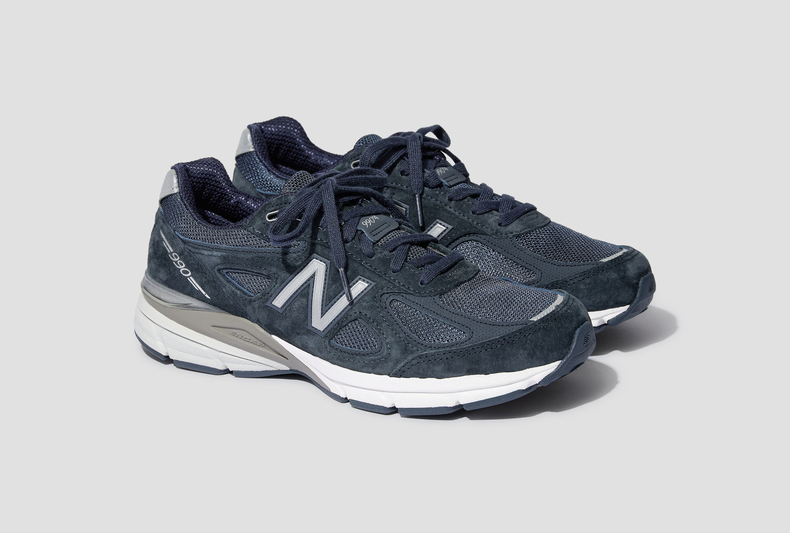 MADE IN USA 990V4 - NAVY / SILVER U990NV4