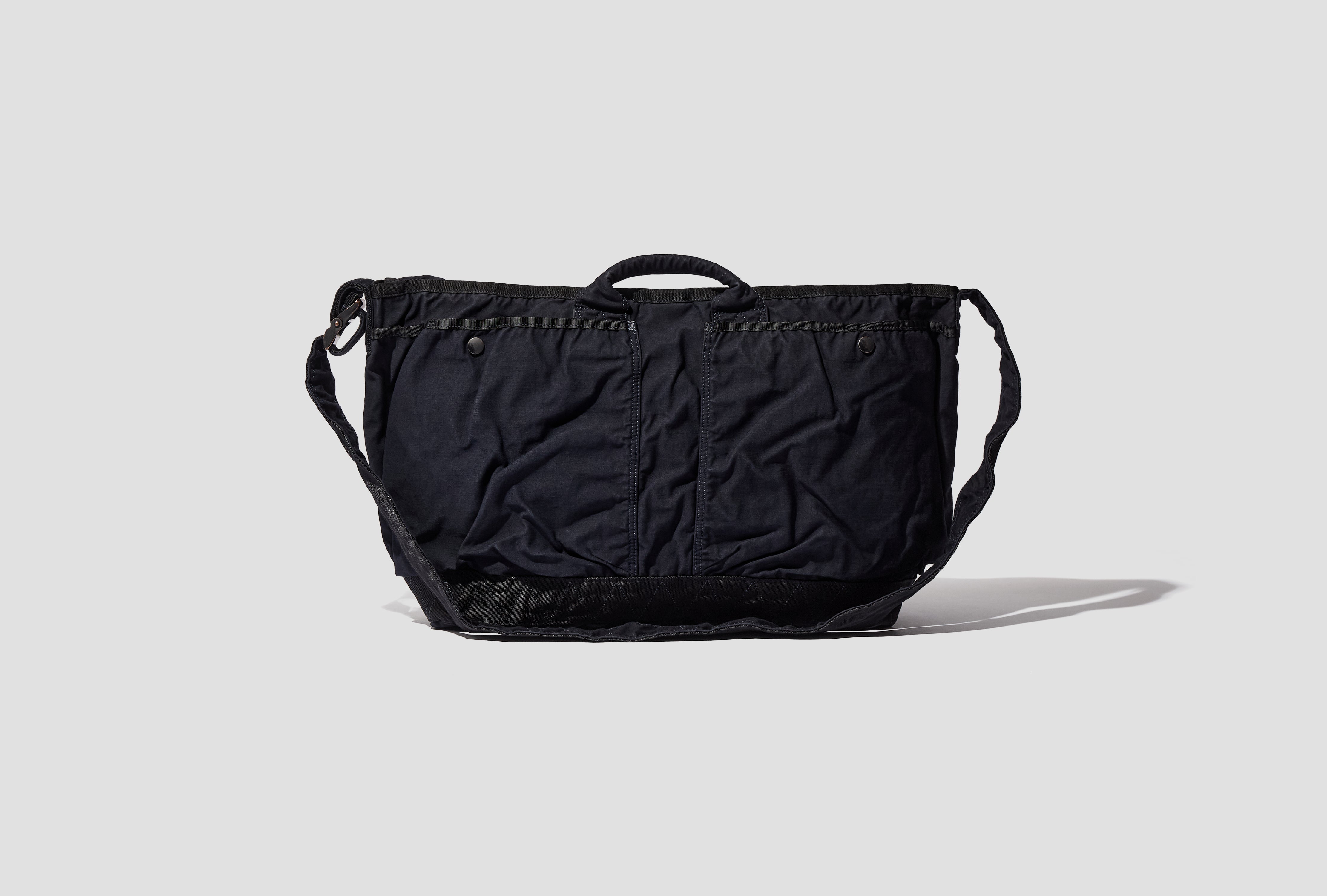 CRAG MESSENGER BAG (L) - 540-19707 Navy