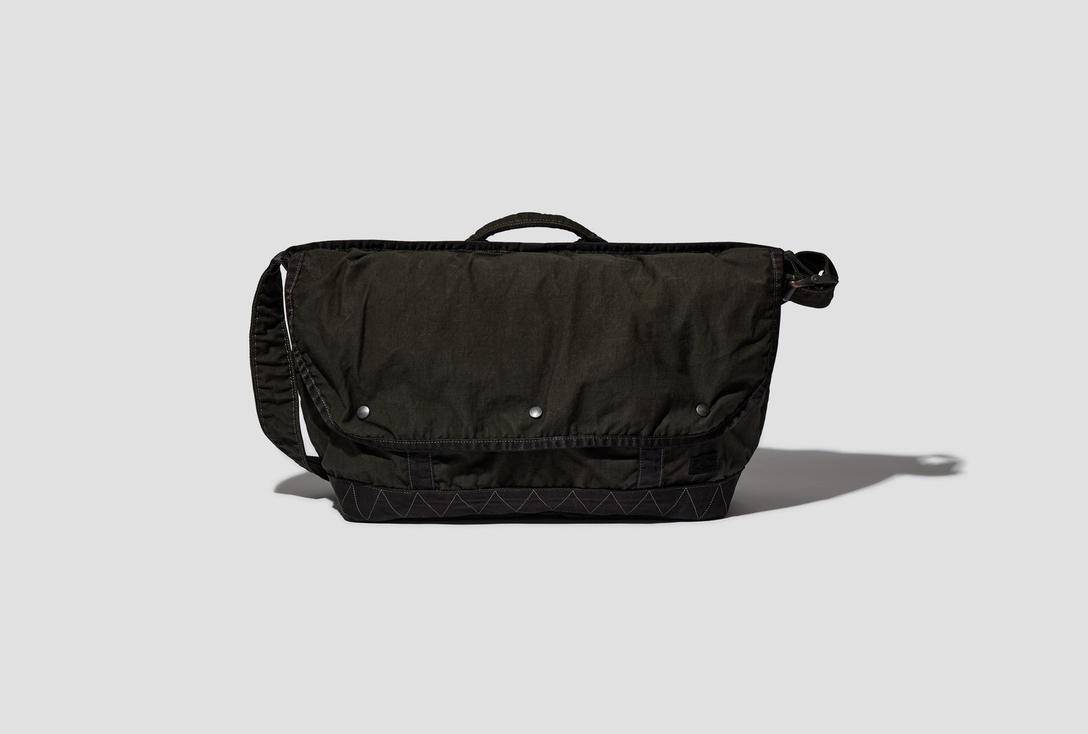 CRAG - MESSENGER BAG (L) 540-19707 Olive