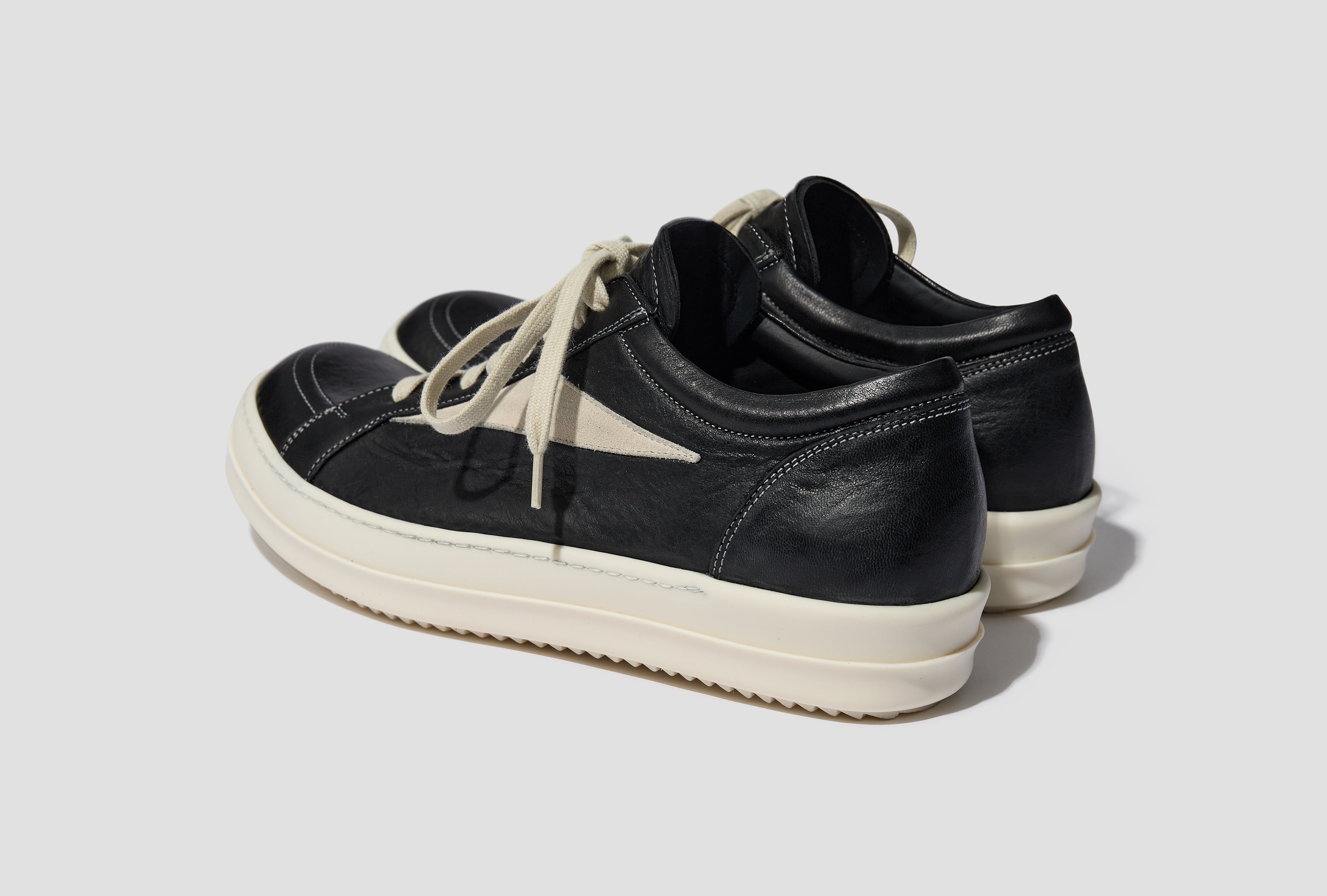 VINTAGE SNEAKS - TUMBLED LAMB AND SUEDE LEATHER / BLACK/MILK/MILK RU01F2897 LBELVS