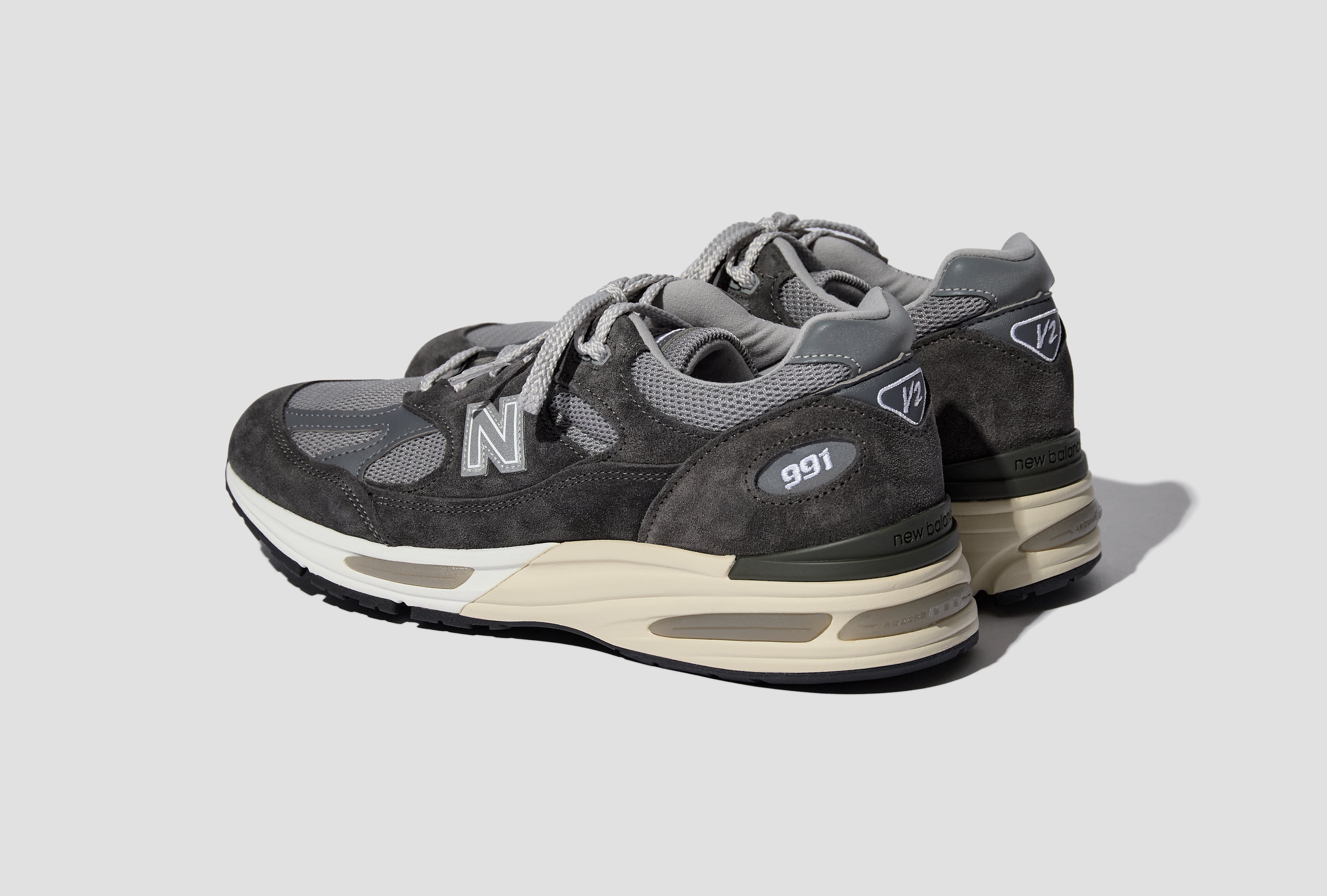 MADE IN UK 991V2 - FORGED IRON / ALLOY / SMOKED PEARL U991RG2